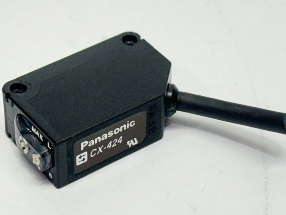 Panasonic CX-424 Compact Photoelectric Sensor (Loot) in Pakistan thumbnail 4