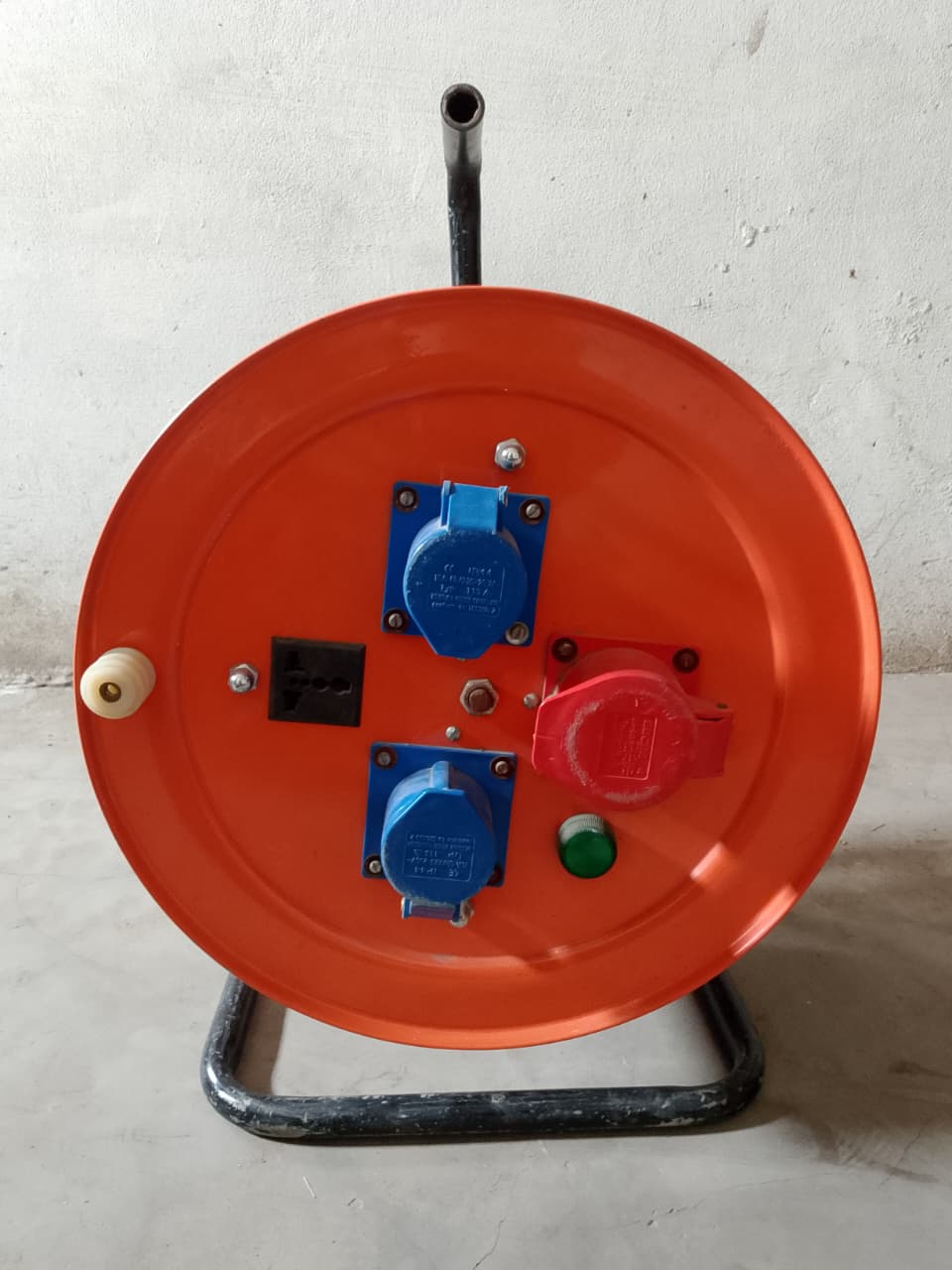 Extention Cable Reel with Circuit Breaker & Socket Outlet Switch in Pakistan