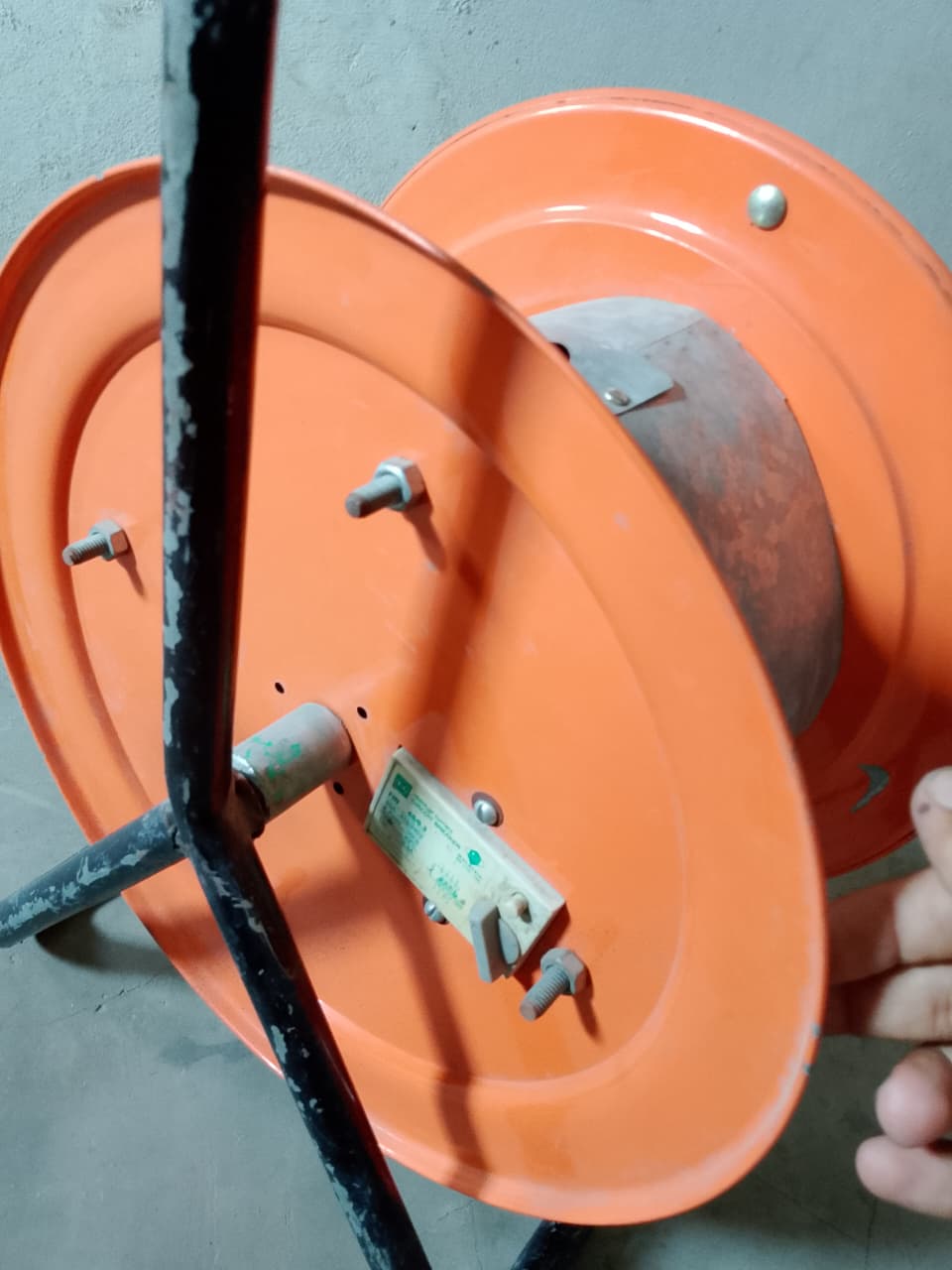 Extention Cable Reel with Circuit Breaker & Socket Outlet Switch in Pakistan thumbnail 4