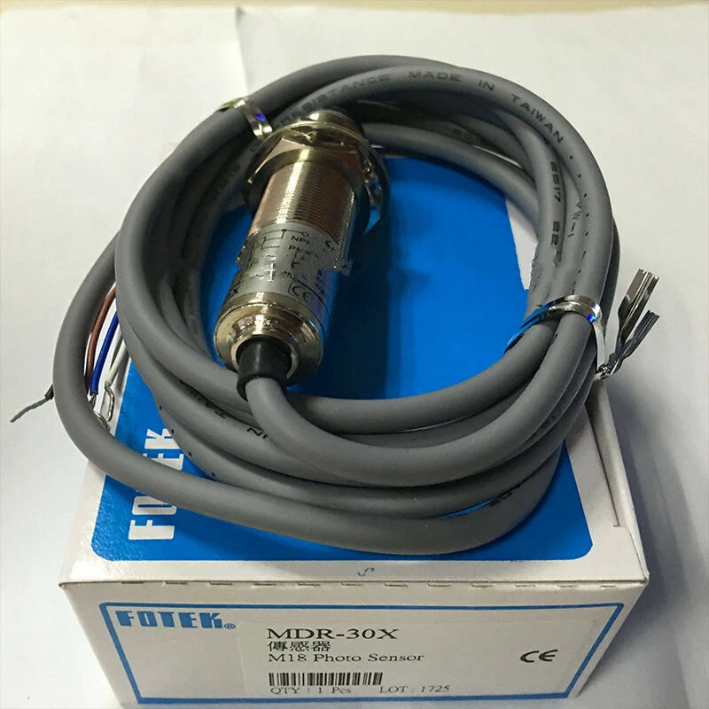 FOTEK MDR-30X M18 Photoelectric SenSor in Pakistan