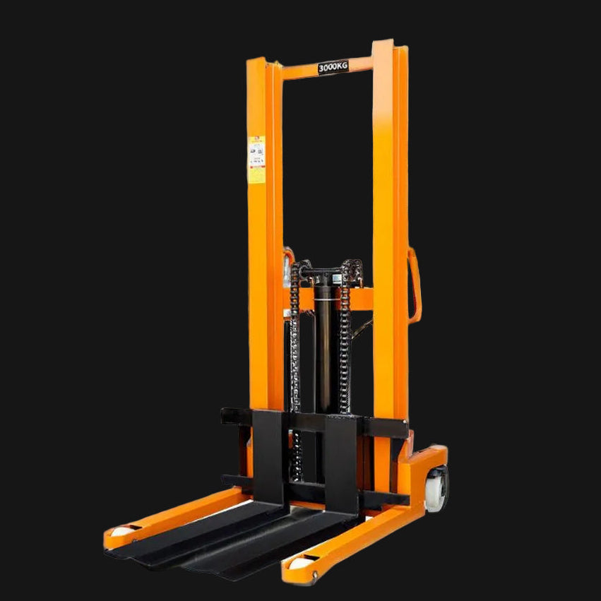 HEAVY DUTY STACKER (1000KG) (QING TRUCK INDUSTRIES) in Pakistan