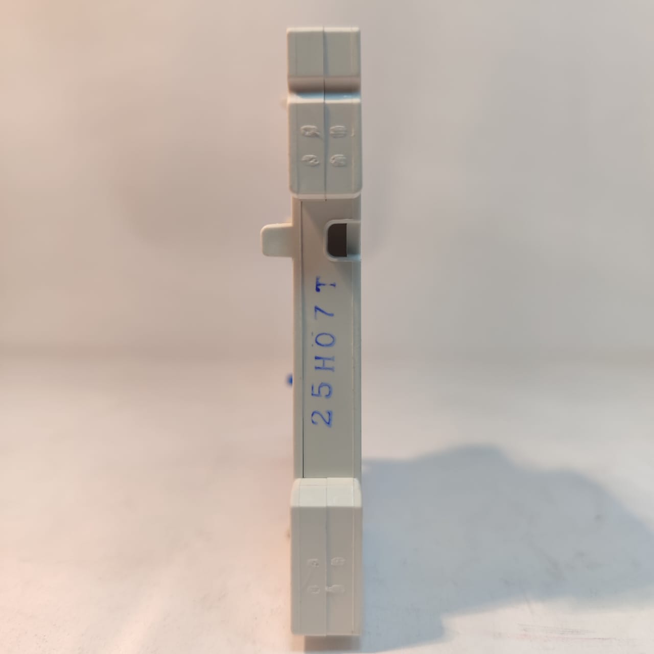 CHINT AX‑X1 Auxiliary Contact for MCB in Pakistan thumbnail 4