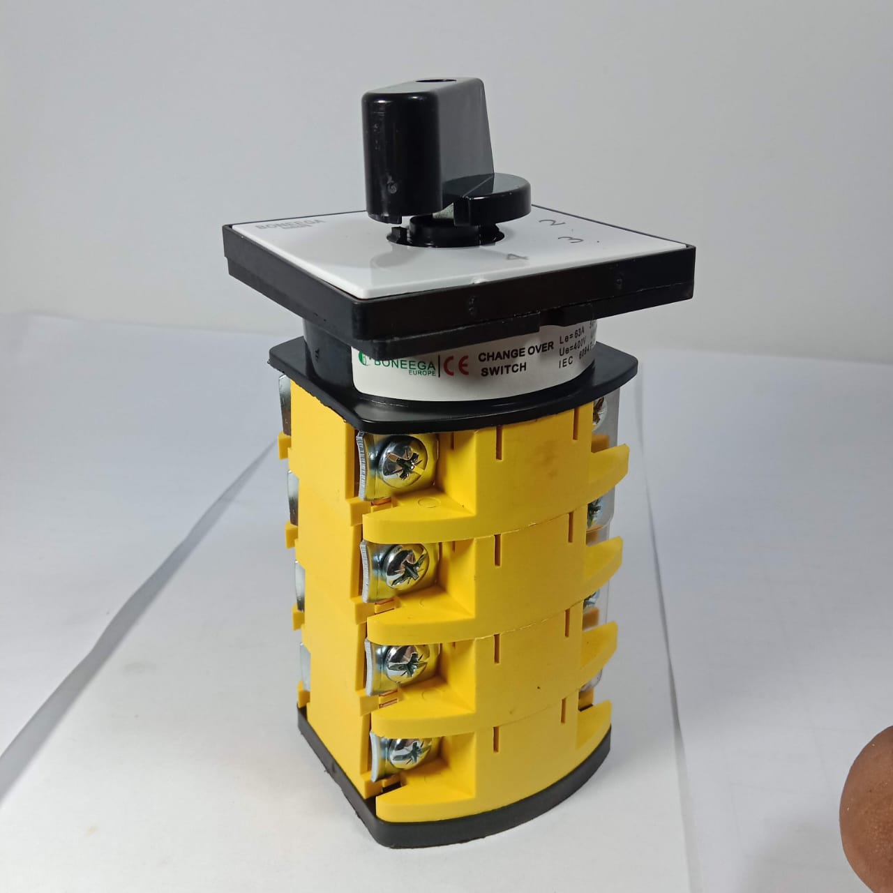 BONEEGA 63A Change-over Rotary Switch in Pakistan thumbnail 3