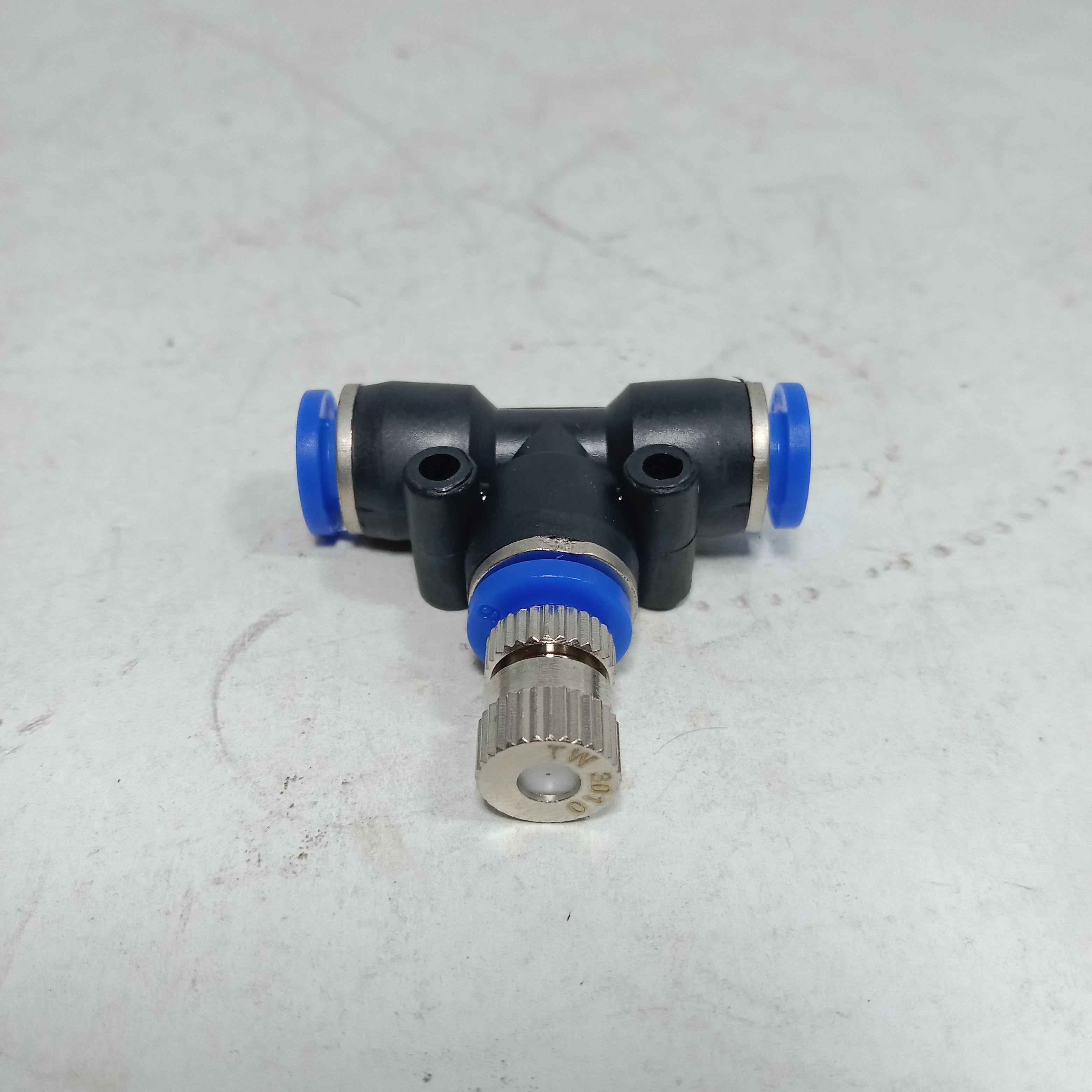 Pneumatic T Connector + Misting Nozzle 6 mm in Pakistan thumbnail 4