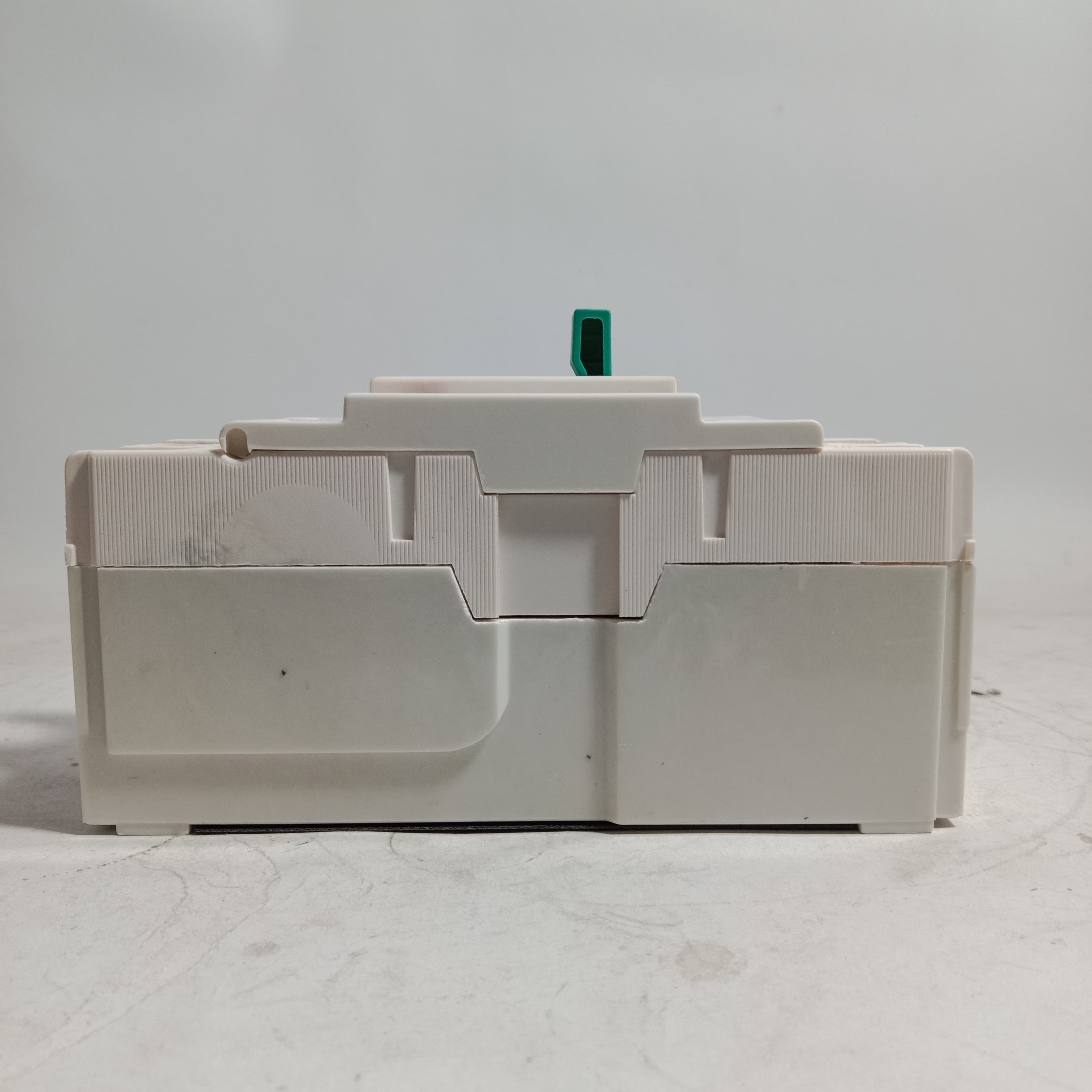 TENSE TEN125N/2P Moulded Case Circuit Breaker in Pakistan thumbnail 6