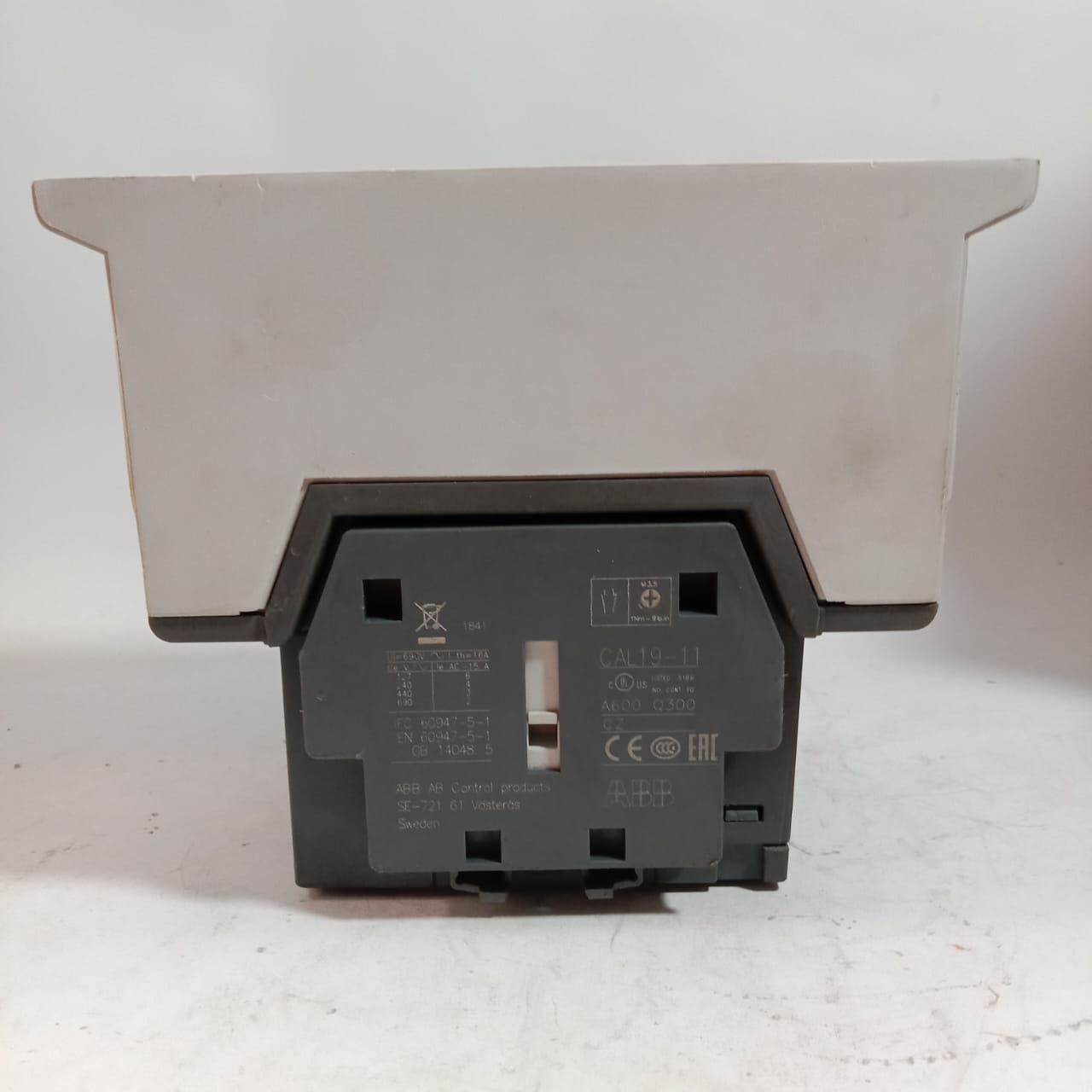 ABB AF146-30/AF116-30 Power Contactor in Pakistan - AF146-30 thumbnail 3