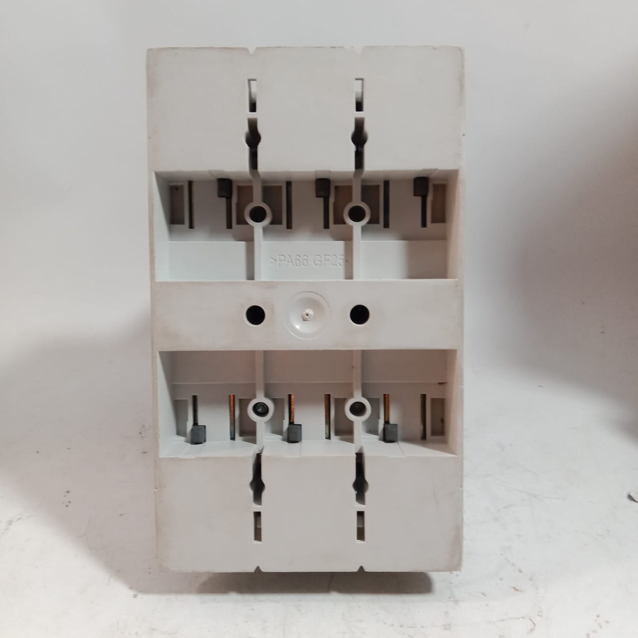 ABB AF146-30/AF116-30 Power Contactor in Pakistan - AF146-30 thumbnail 5