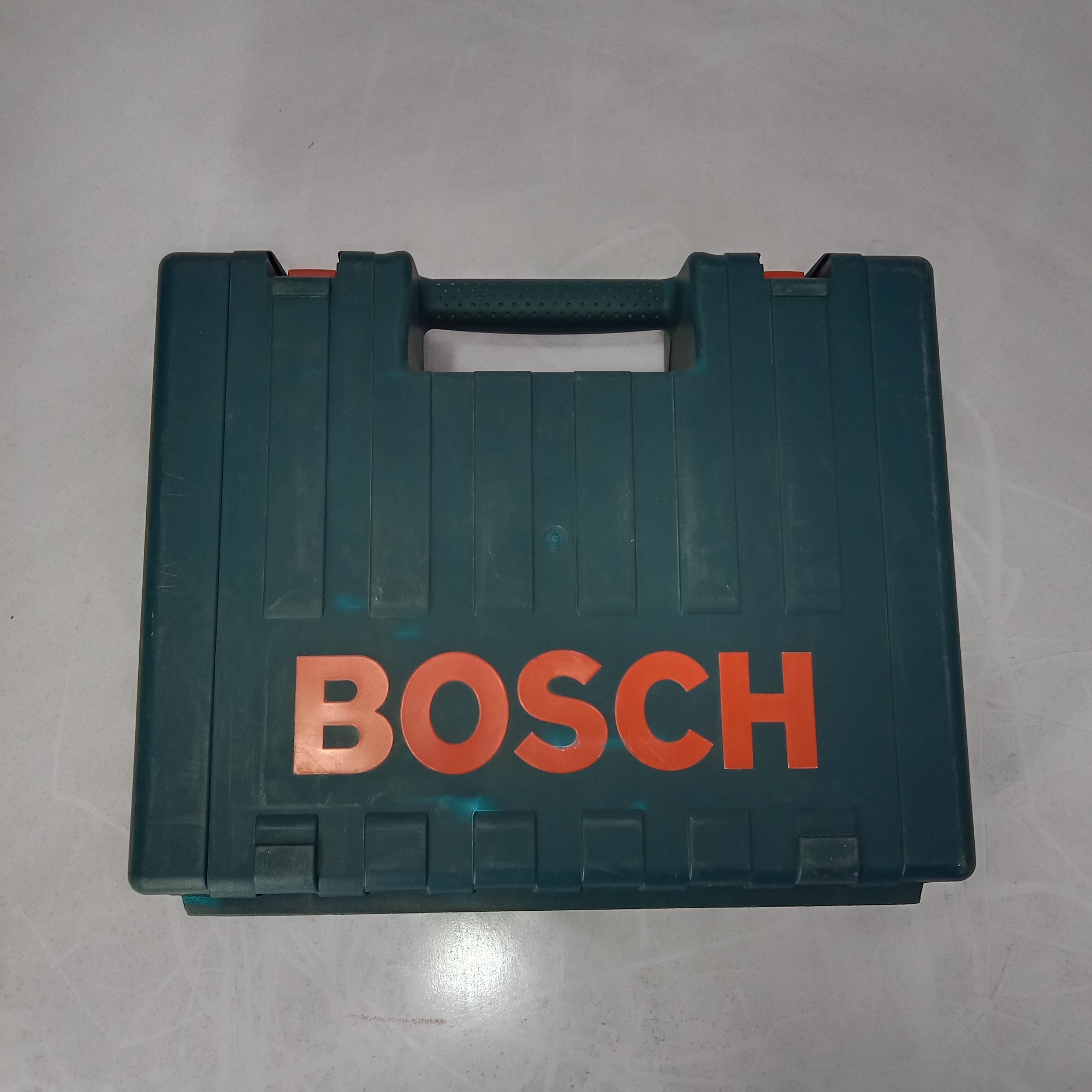 BOSCH GBH 2-26 DRE Professional Drill Hammer Machine Used in fresh condition in Pakistan thumbnail 2