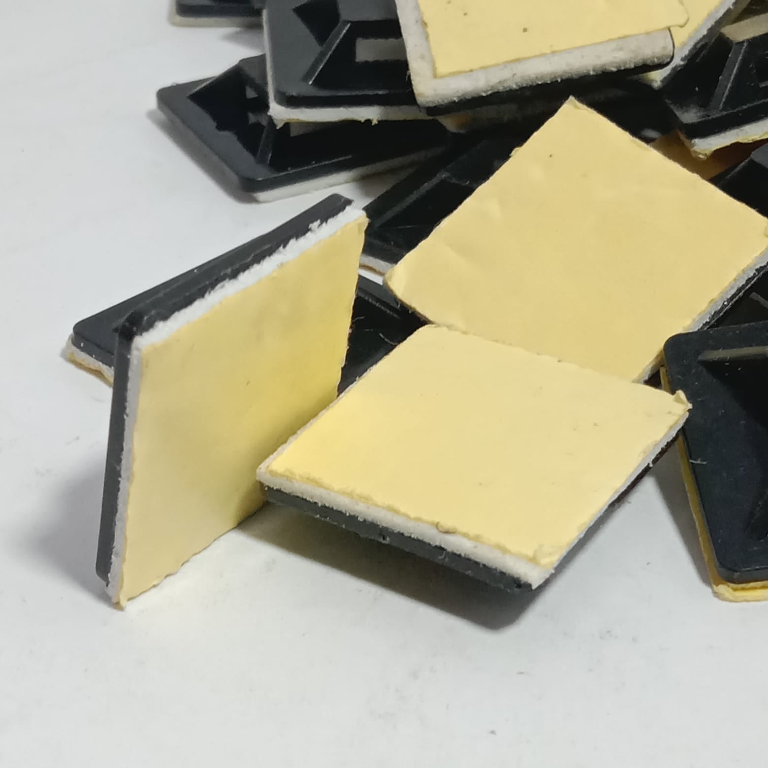 Cable Tie Sticker Self-adhesive  Cable Tie Mounts in Pakistan - 25x25 thumbnail 5