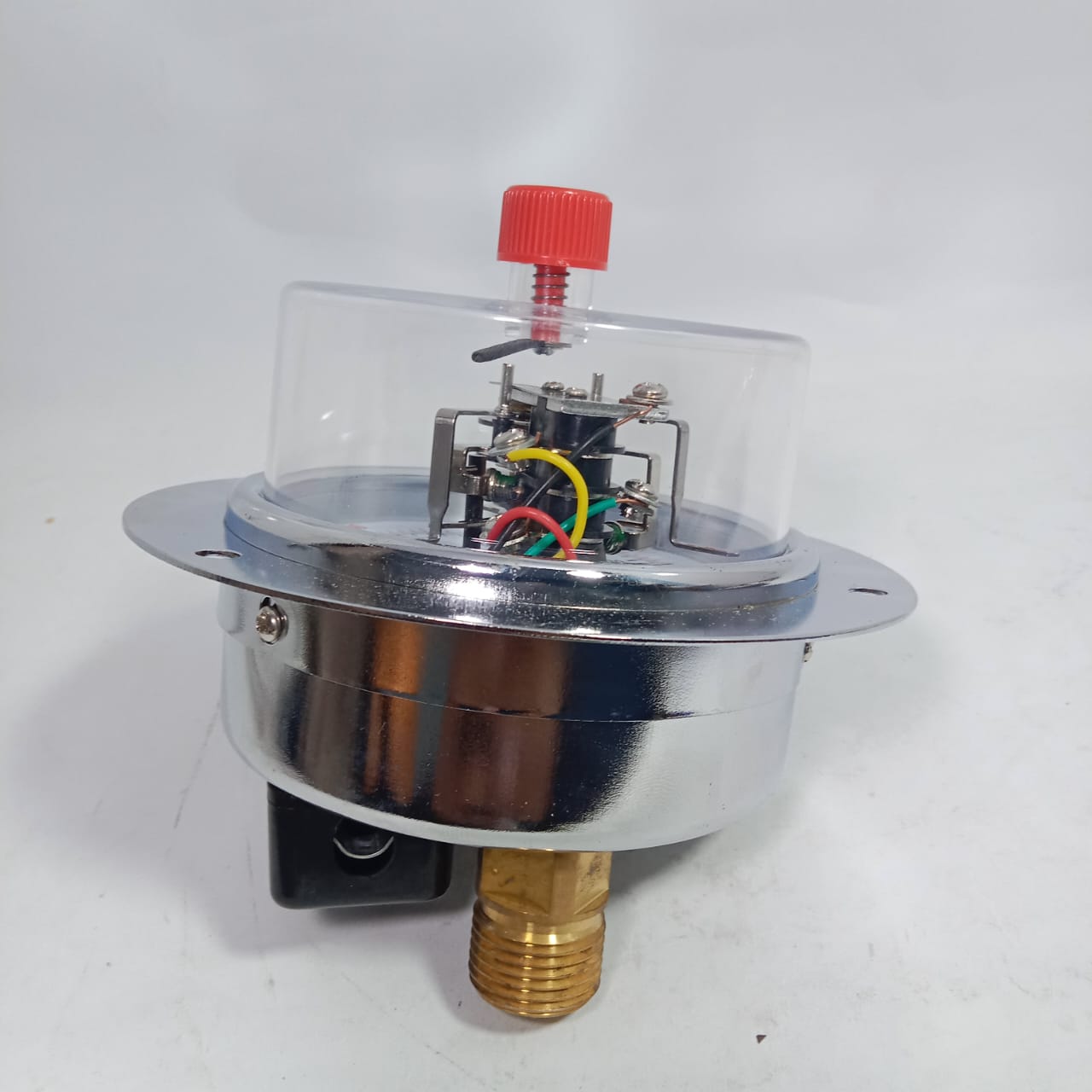 Shock-Resistant Electric Contact Pressure Gauge in Pakistan - 16 bar thumbnail 5