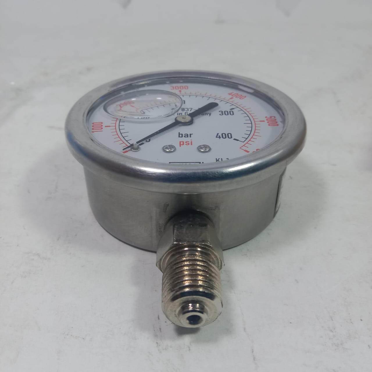 Pressure Gauges 2.5 inch dial bottom  in Pakistan - 100 bar thumbnail 7