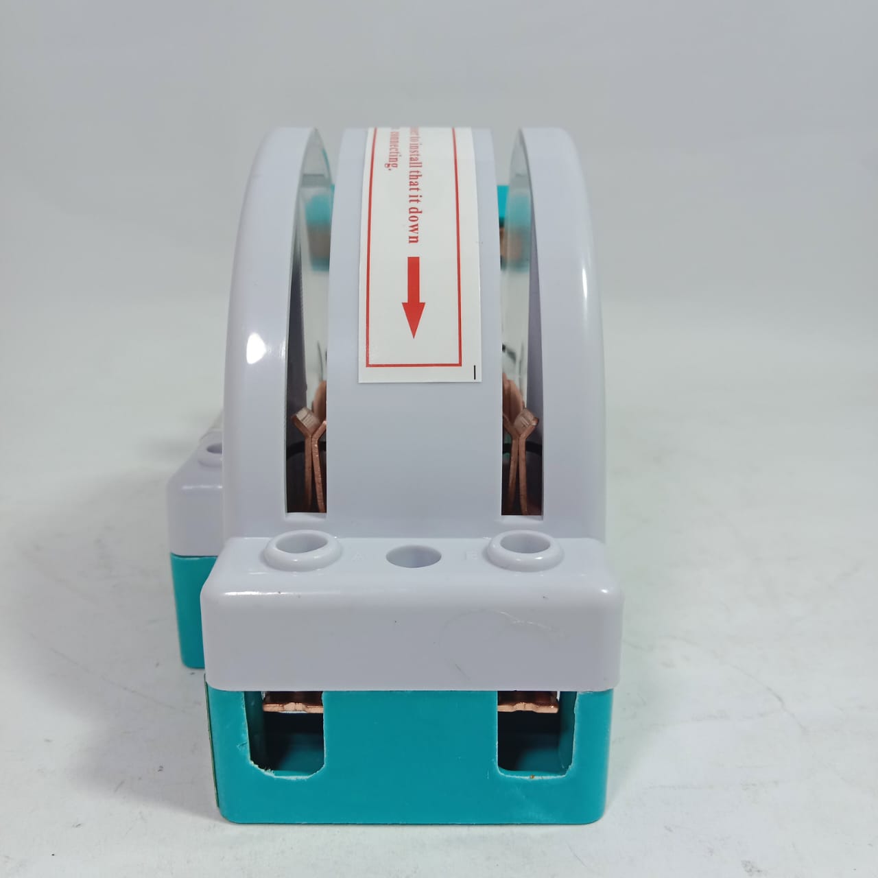 NZK 2 Pole 32A-225A Manual Change Over Knife Switch in Pakistan - 63A thumbnail 4