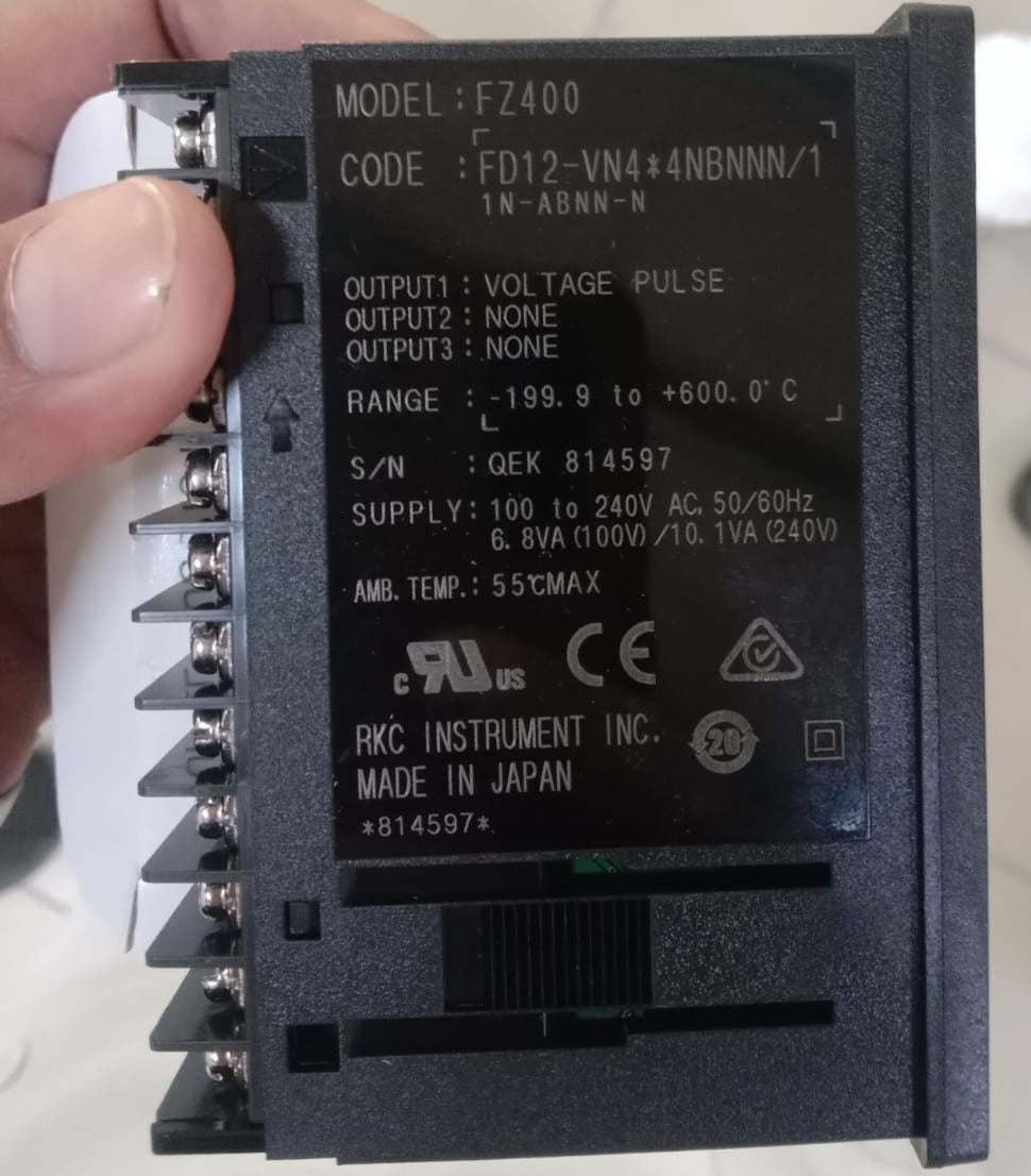 RKC FZ400 Temperature Controller in used  in Pakistan thumbnail 3