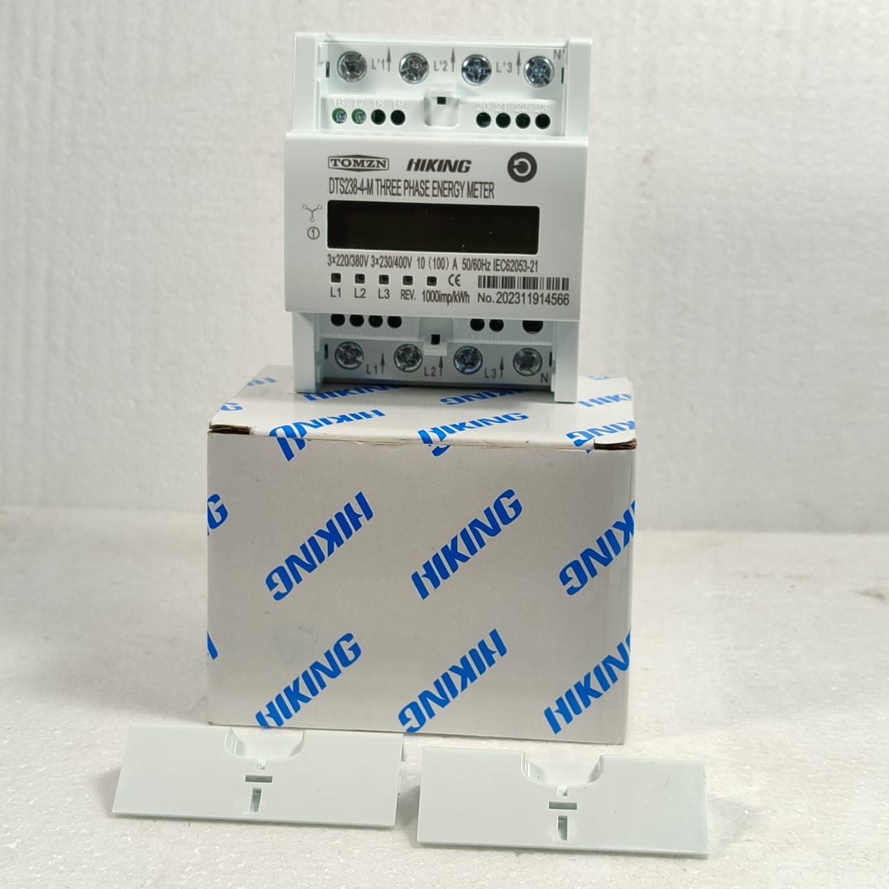 TOMZN DTS238-4-M Three Phase Energy Meter sub meter in Pakistan