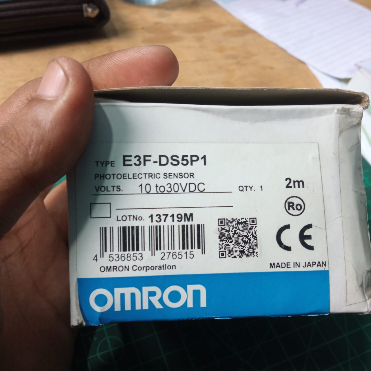 OMRON E3F-DS5P1 Photo Electric Sensor in Pakistan thumbnail 2