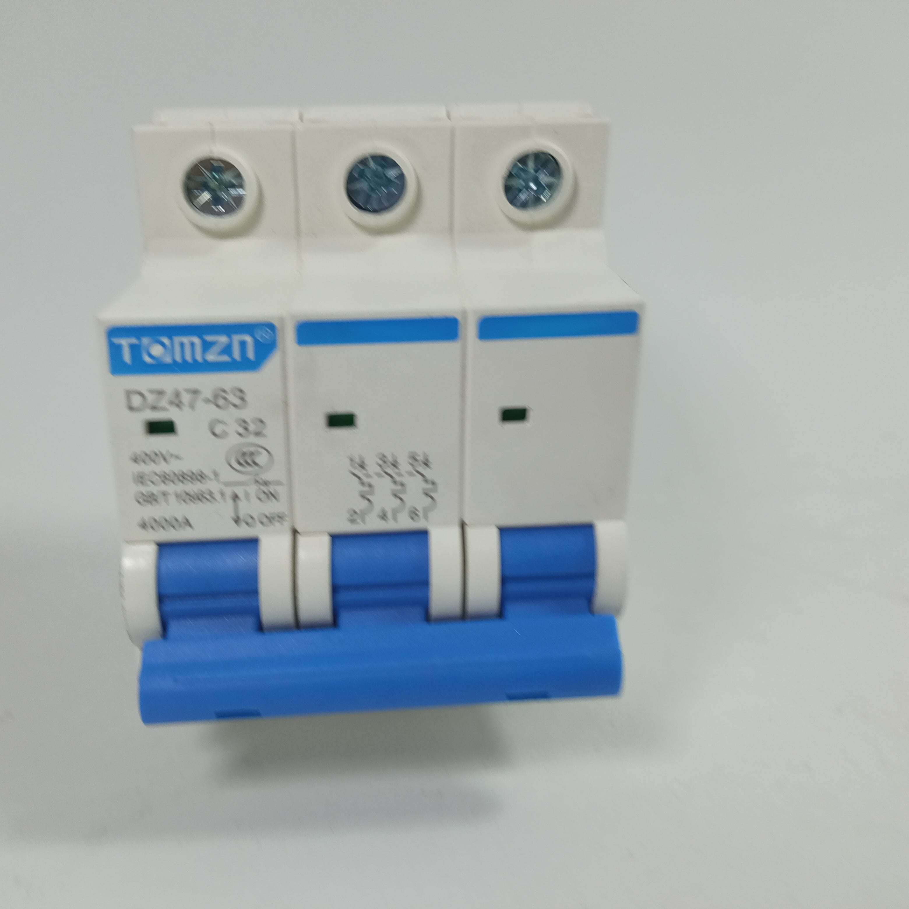 TOMZN DZ47-63 Circuit breaker 3P 32A in Pakistan