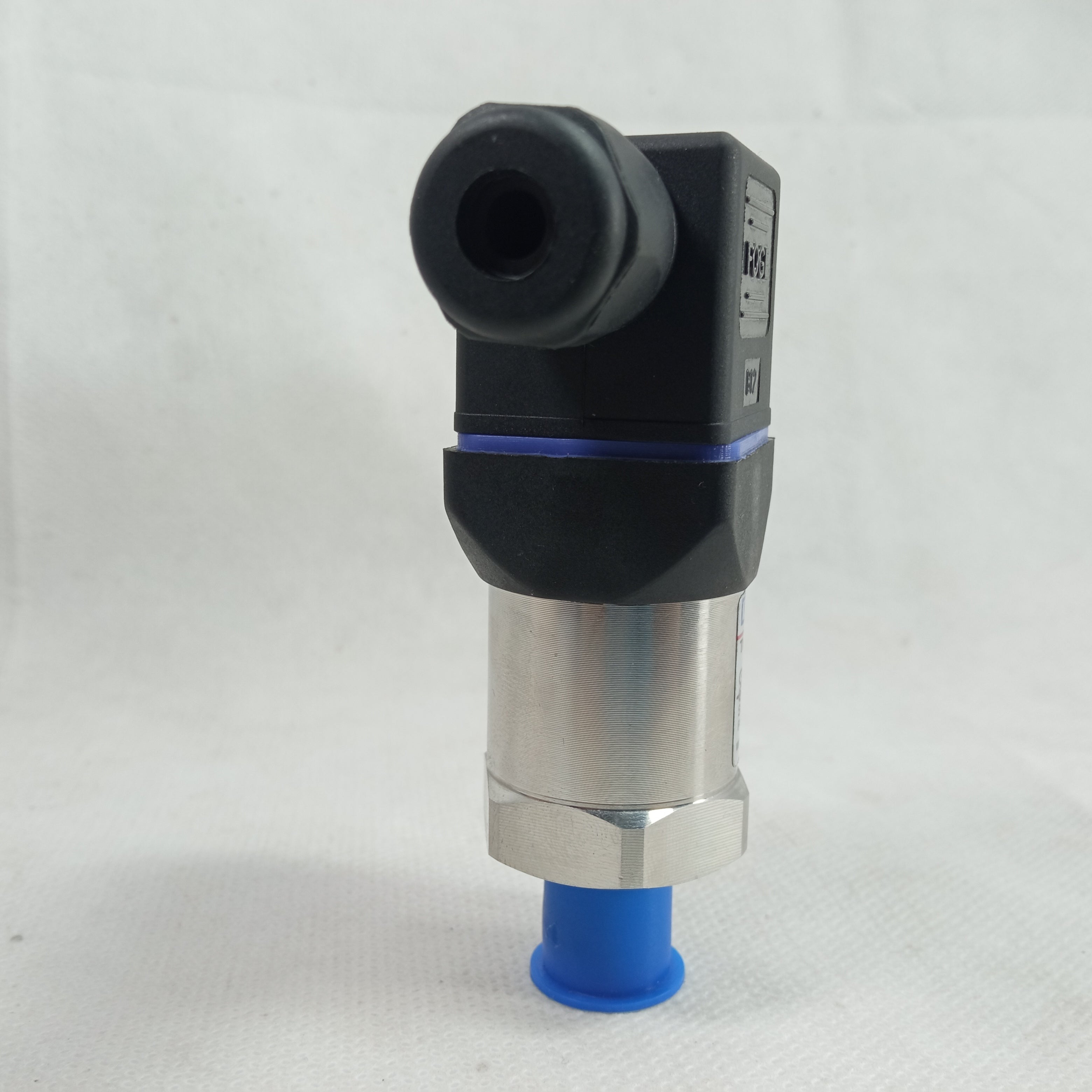 WIKA Pressure transmitter A-10 For general industrial applications in Pakistan - -1 to +4 BAR thumbnail 4
