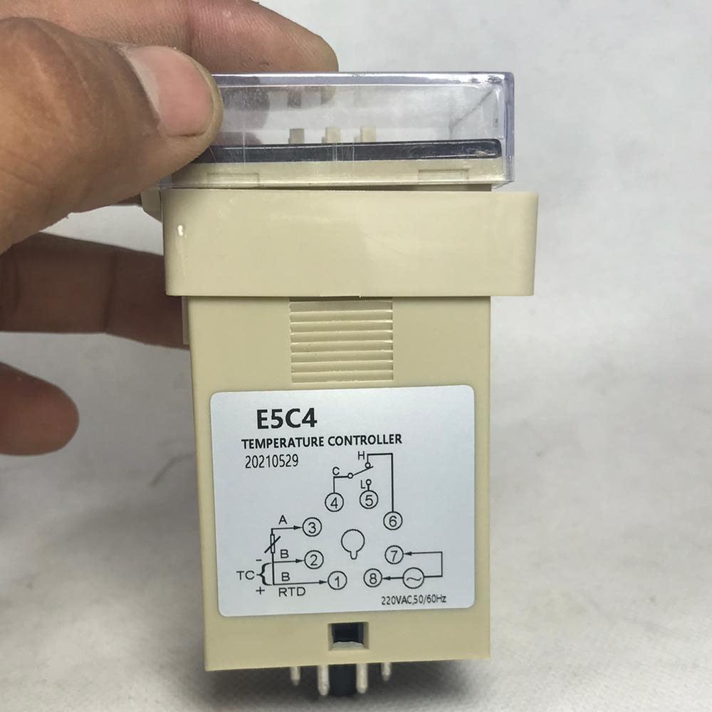 3-Digit LED Digital Temperature Controller E5C4 in Pakistan thumbnail 2