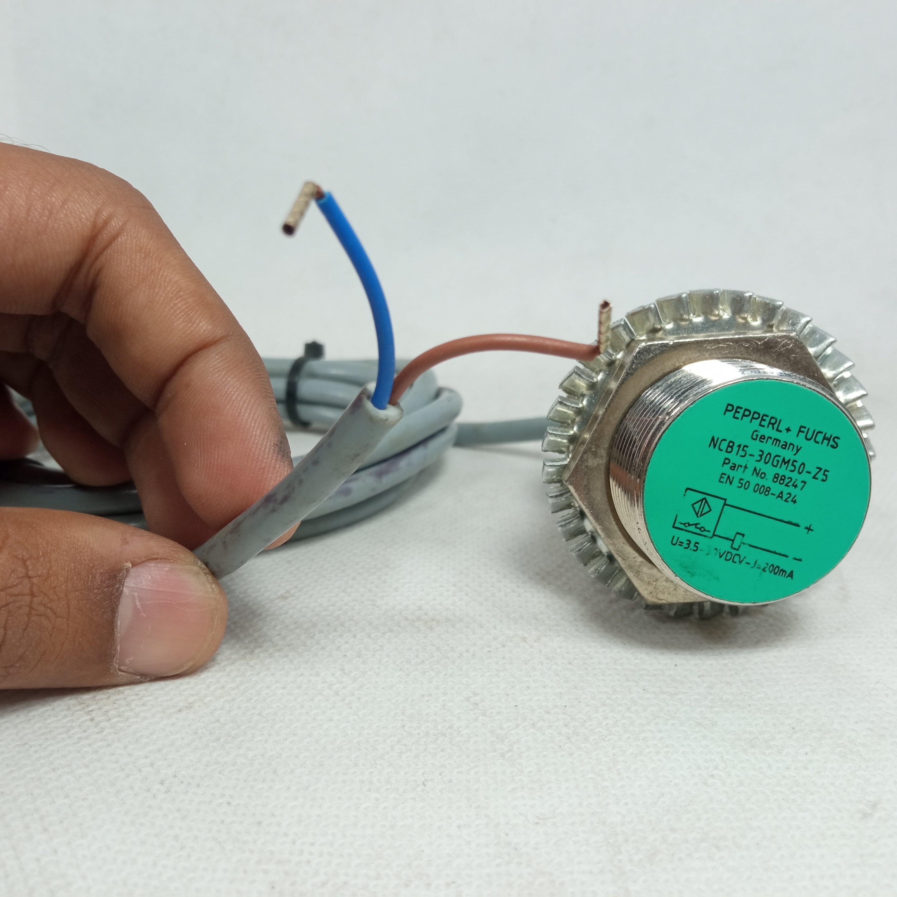 Inductive Sensor NCB15-30GM50-Z5-V1 in Pakistan thumbnail 3