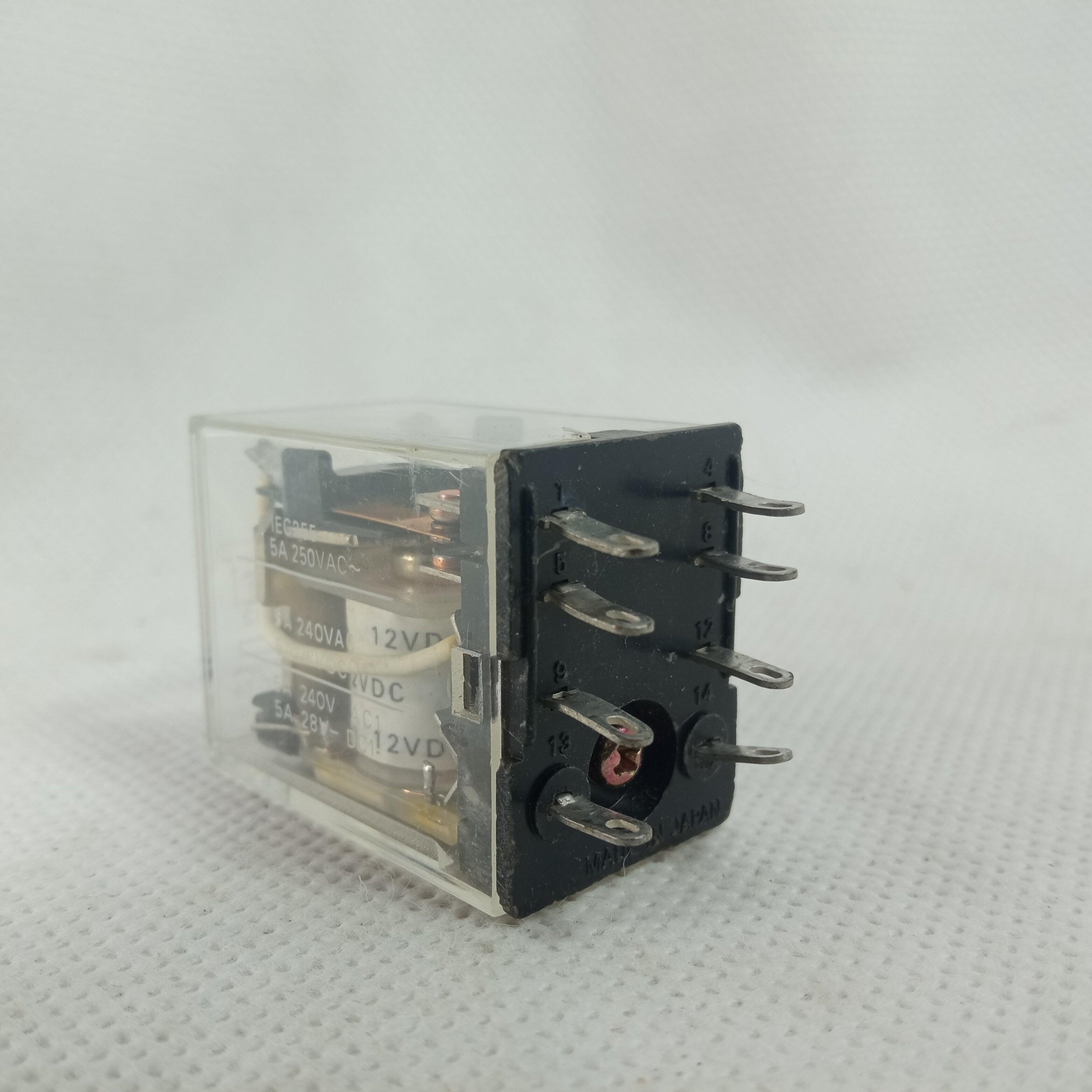 Omron General Purpose Minature Relay LY2 in Pakistan - MY2 / 24VDC thumbnail 4