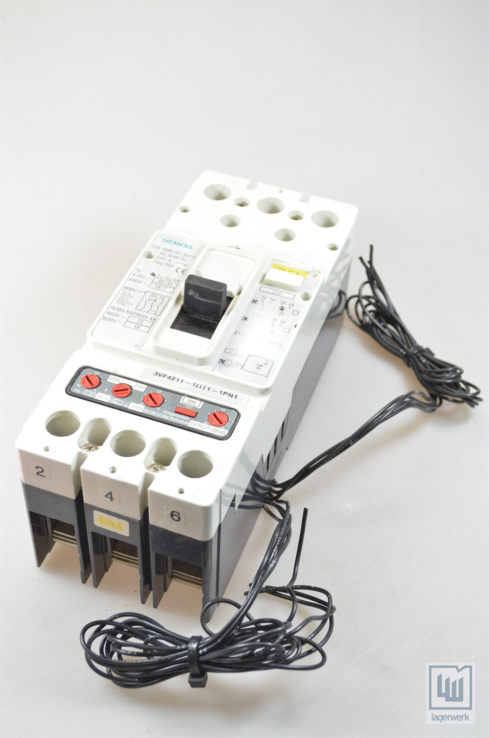 SIEMENS 3VF4211- 1BK41-0AP2 in Pakistan thumbnail 2