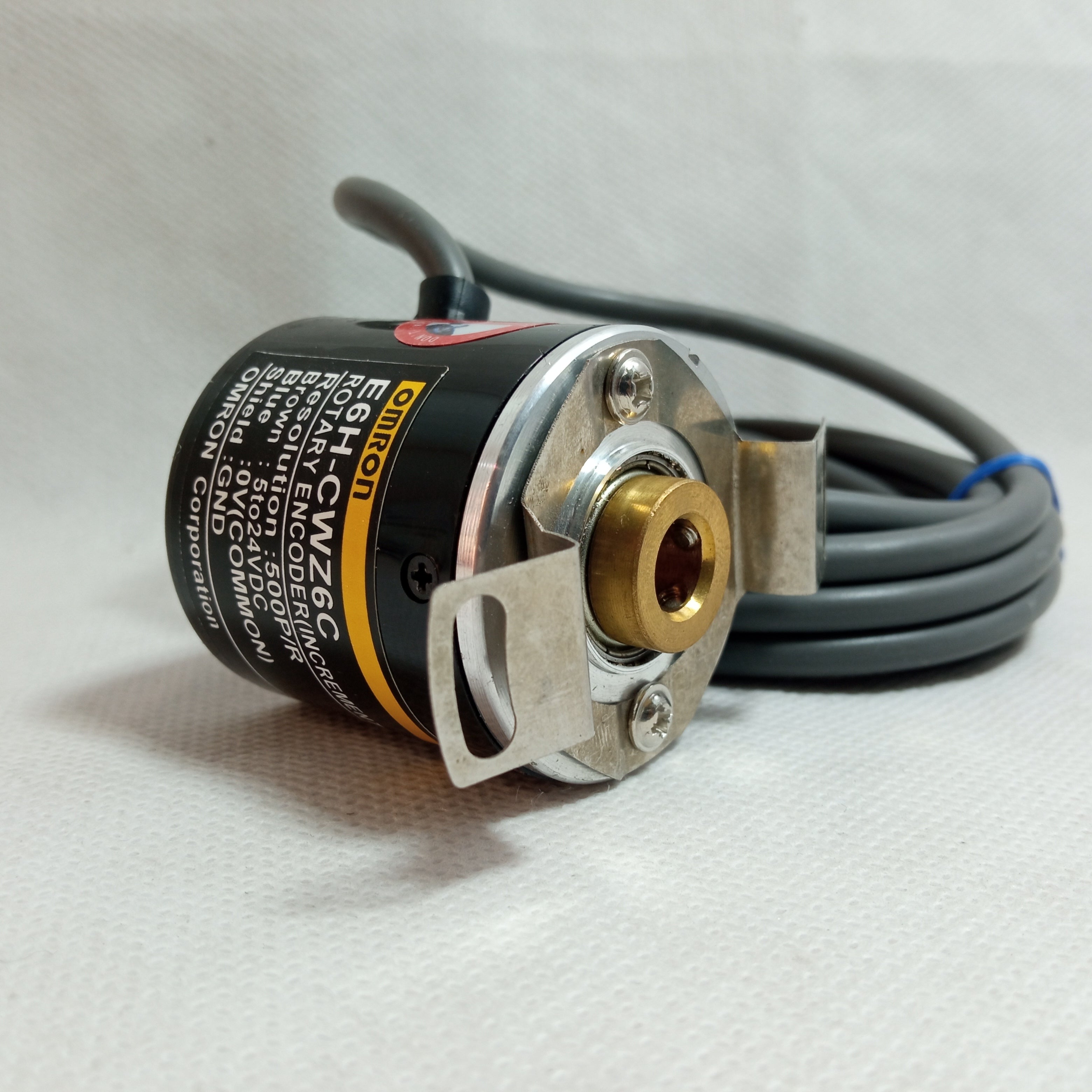 1024PPR Omron E6H-CWZ6C Rotary Encoder 5 24VDC in Pakistan - 360PPR thumbnail 3
