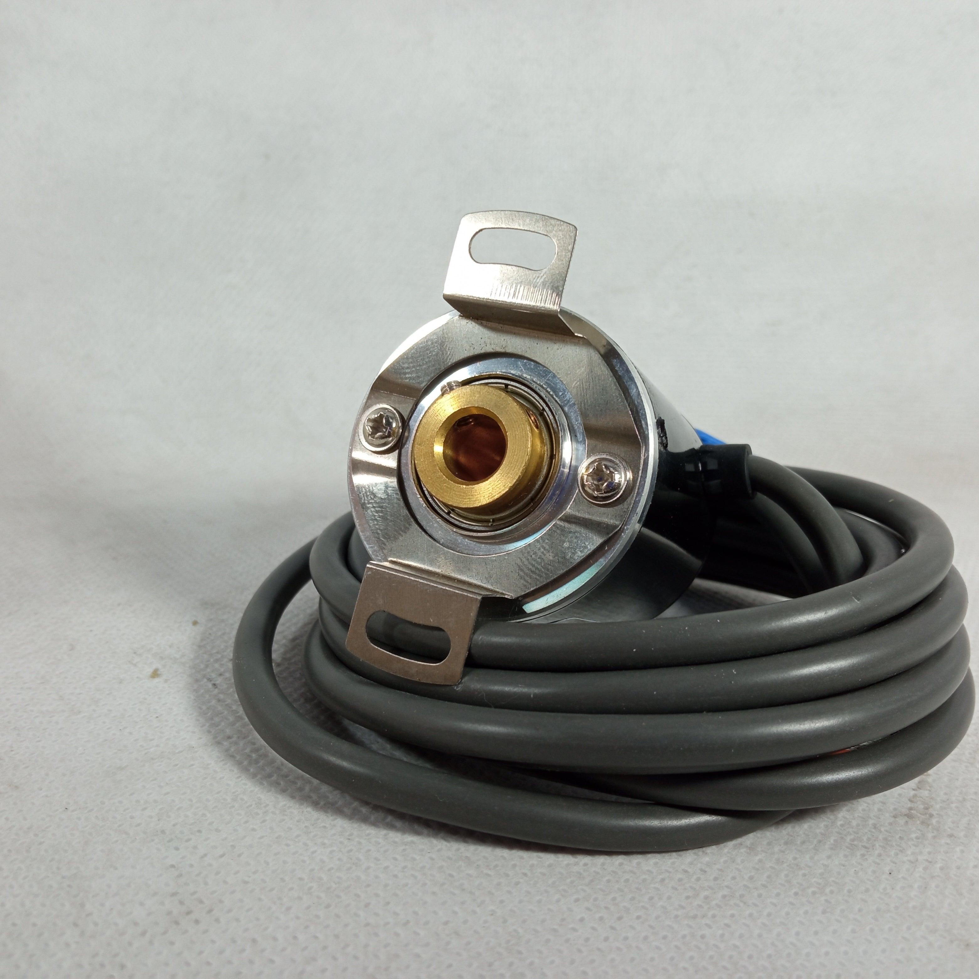 1000PPR Omron E6H-CWZ6C Rotary Encoder 5 24VDC in Pakistan thumbnail 4