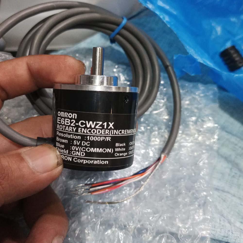 Omron Incremental Rotary Encoder E6B2-CWZ1X  8 wire encoder in Pakistan - 500P/R thumbnail 3
