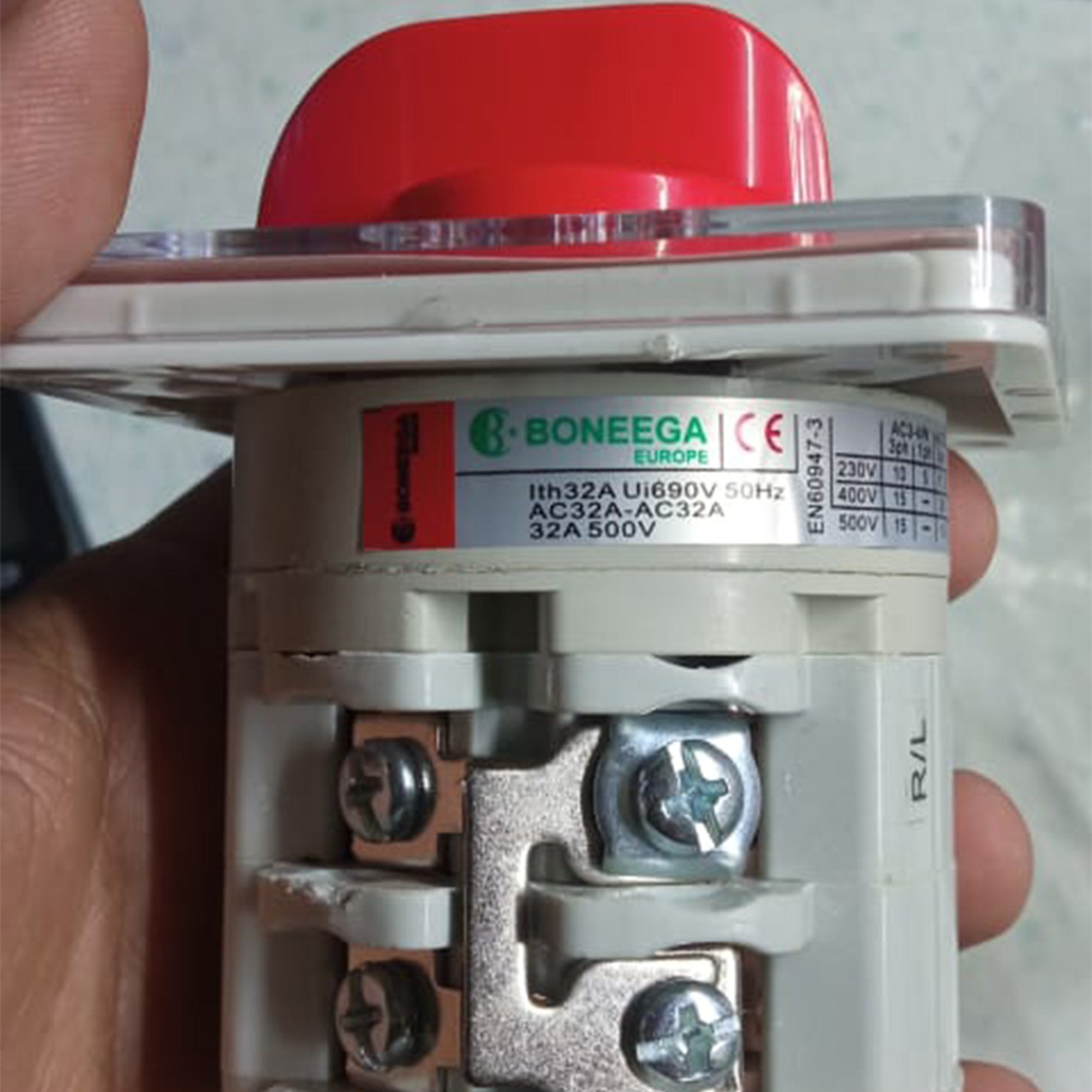 Boneega Phase Selector Switch 2 Pole in Pakistan - 32A thumbnail 2