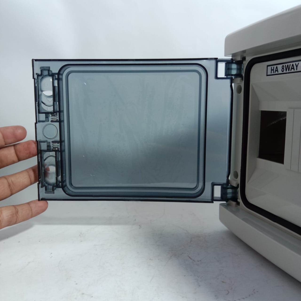 HA 8 Way Waterproof Distribution Box Breaker Box in Pakistan thumbnail 4