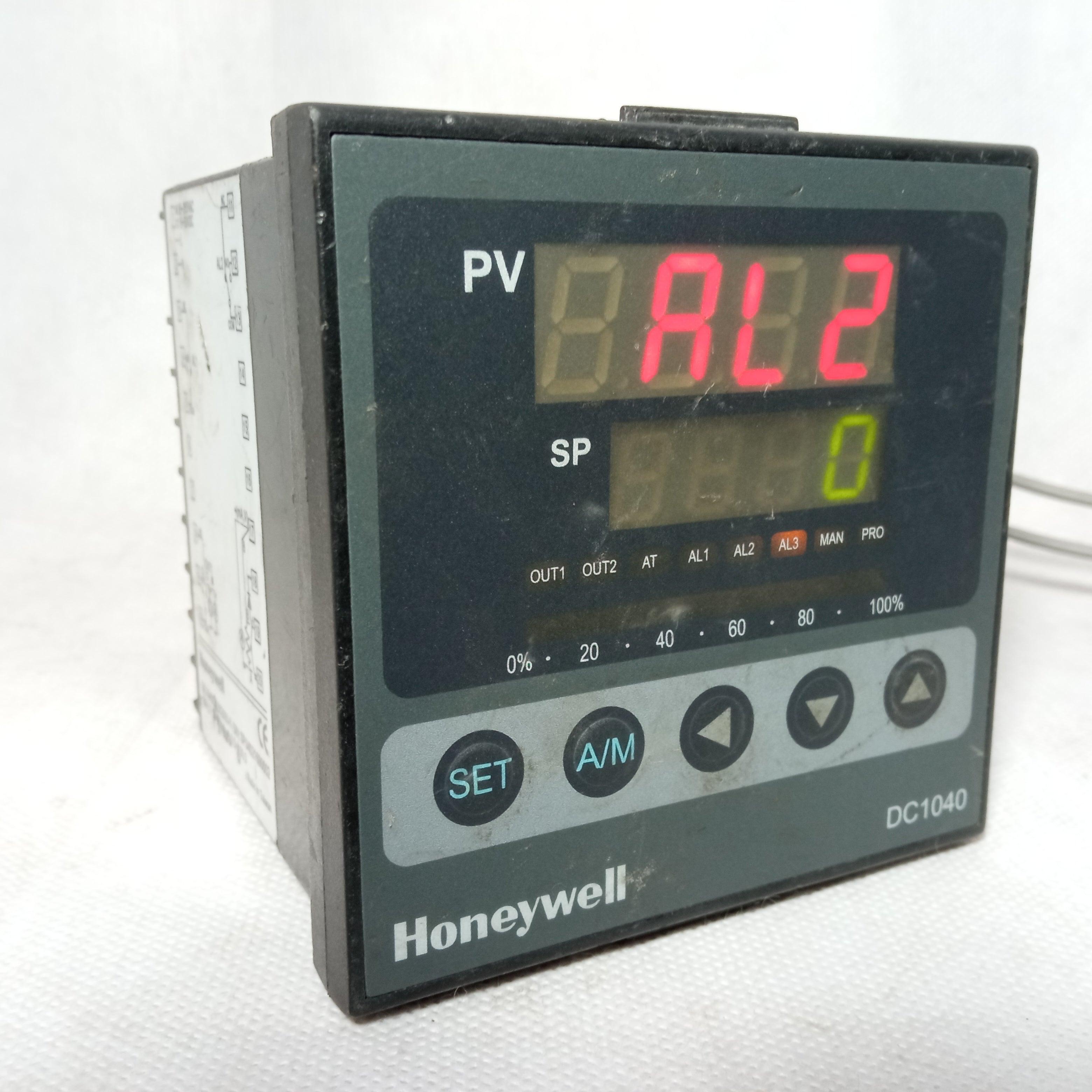 Honeywell DC1040 PID Controller Temperature Controller Lotted in Pakistan thumbnail 2