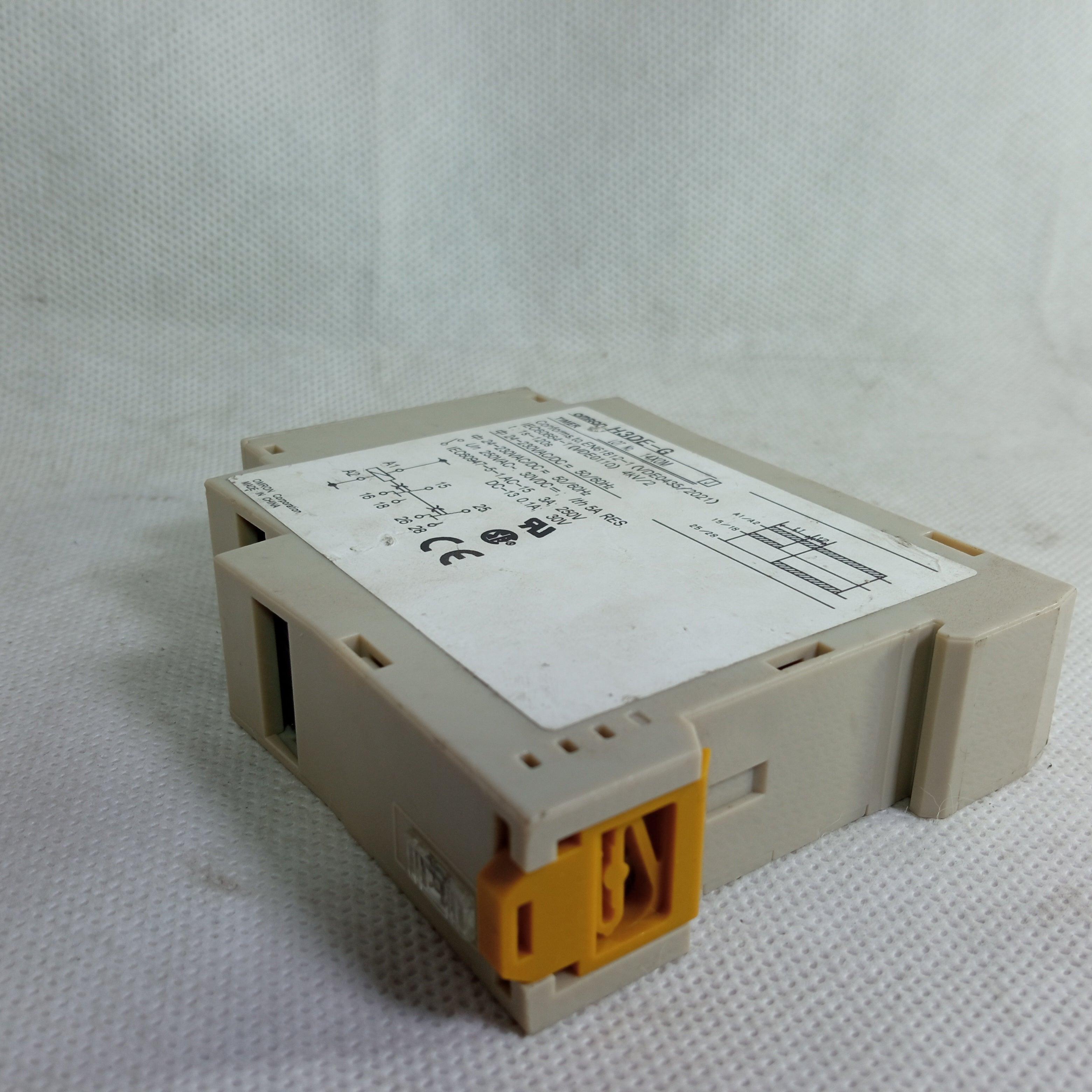 OMRON Timer Relay H3DE-G 24-230VAC/DC Lotted in Pakistan thumbnail 3