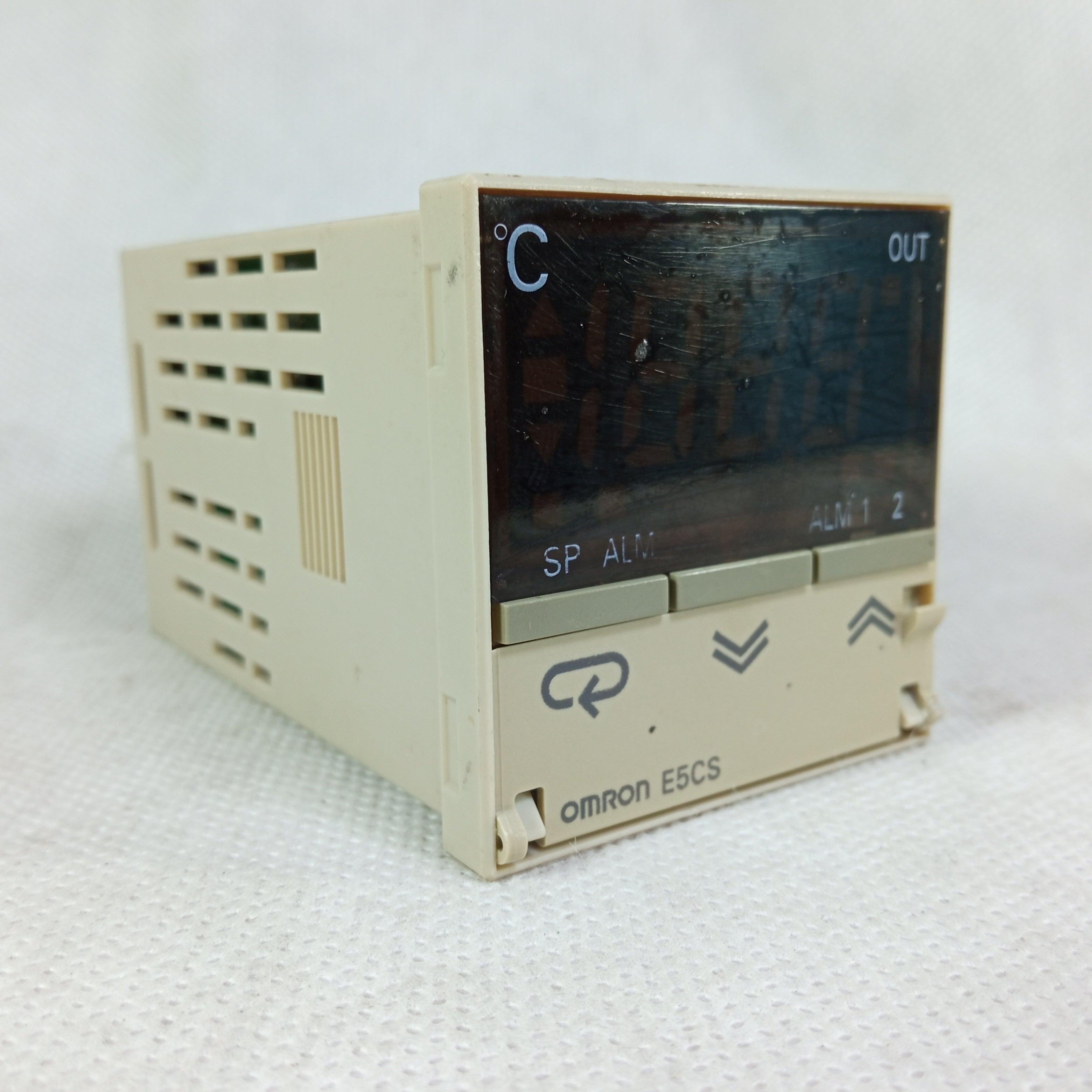 Omron E5CS Temperature Controller in Pakistan