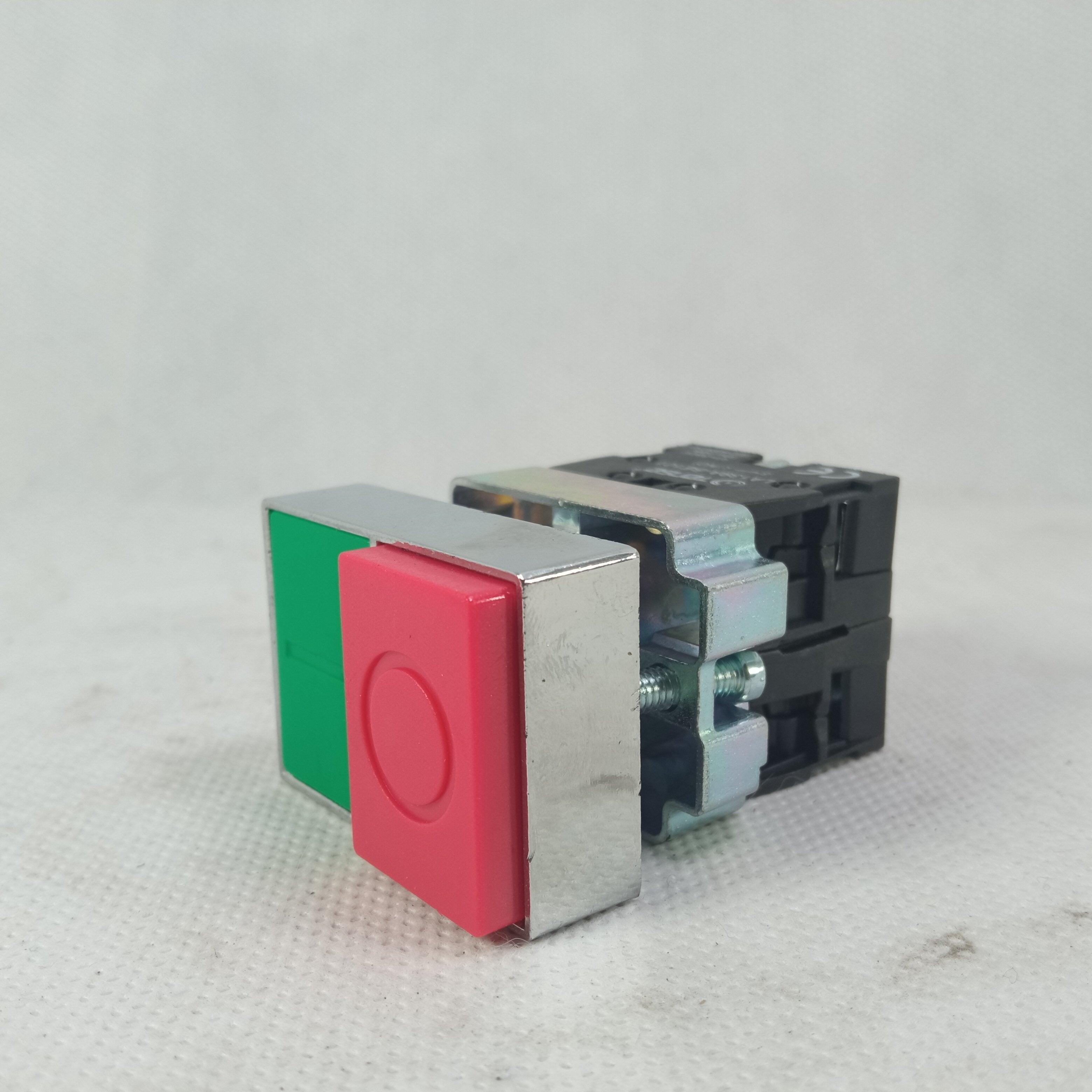 On Off push button thumbnail 8