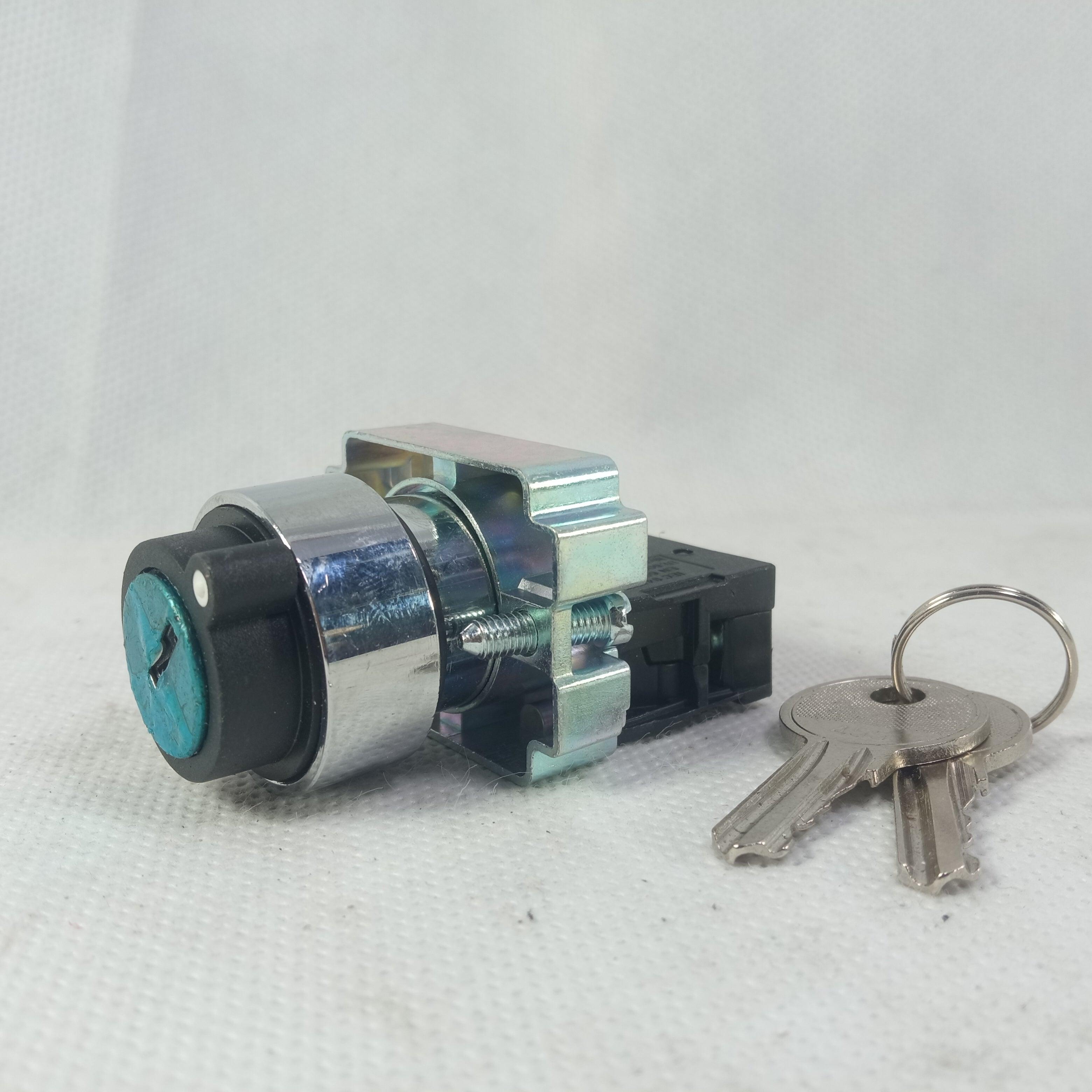 XB2-BG21 2 Position Selector Key Switch 1 no 22mm in Pakistan thumbnail 2