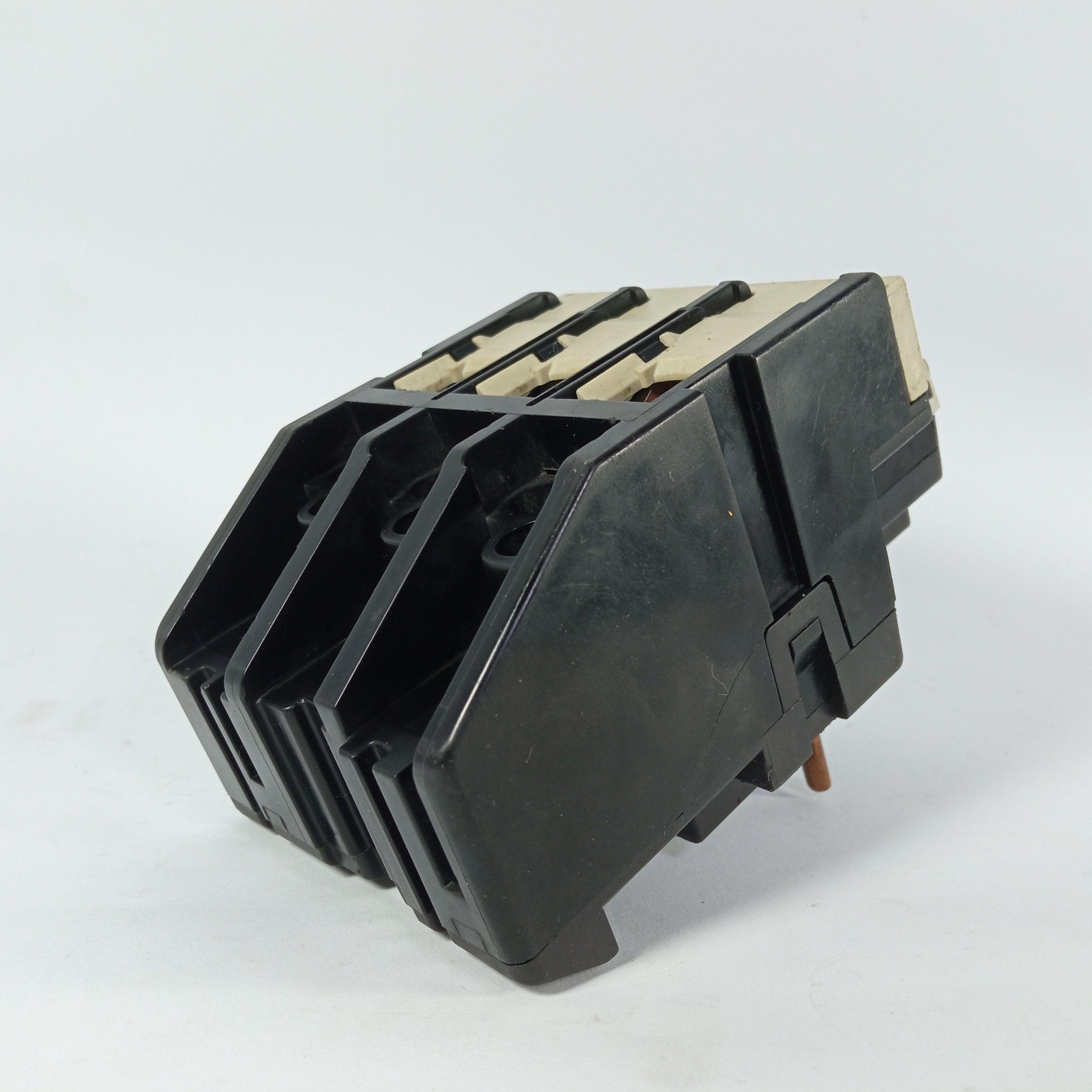 Schneider Electric LRD3361 Overload Relay LR2D3361 in Pakistan thumbnail 5
