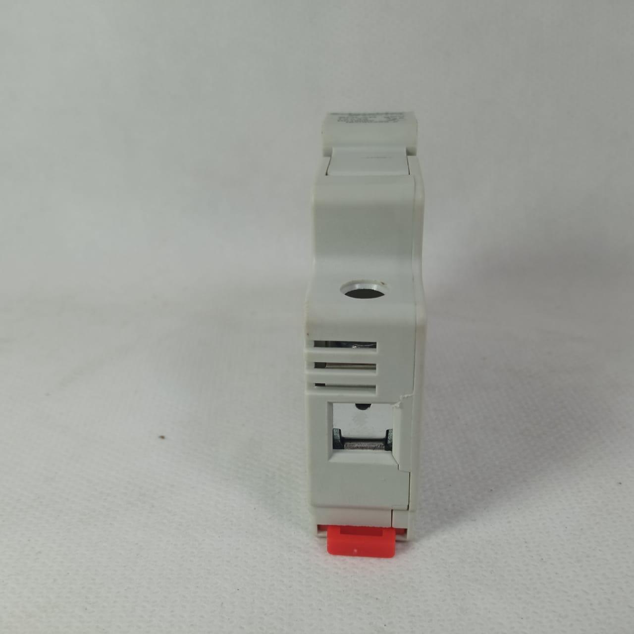 Schneider DC Fuse Holder 32A   holder + fuse  In Pakistan - 25A thumbnail 4