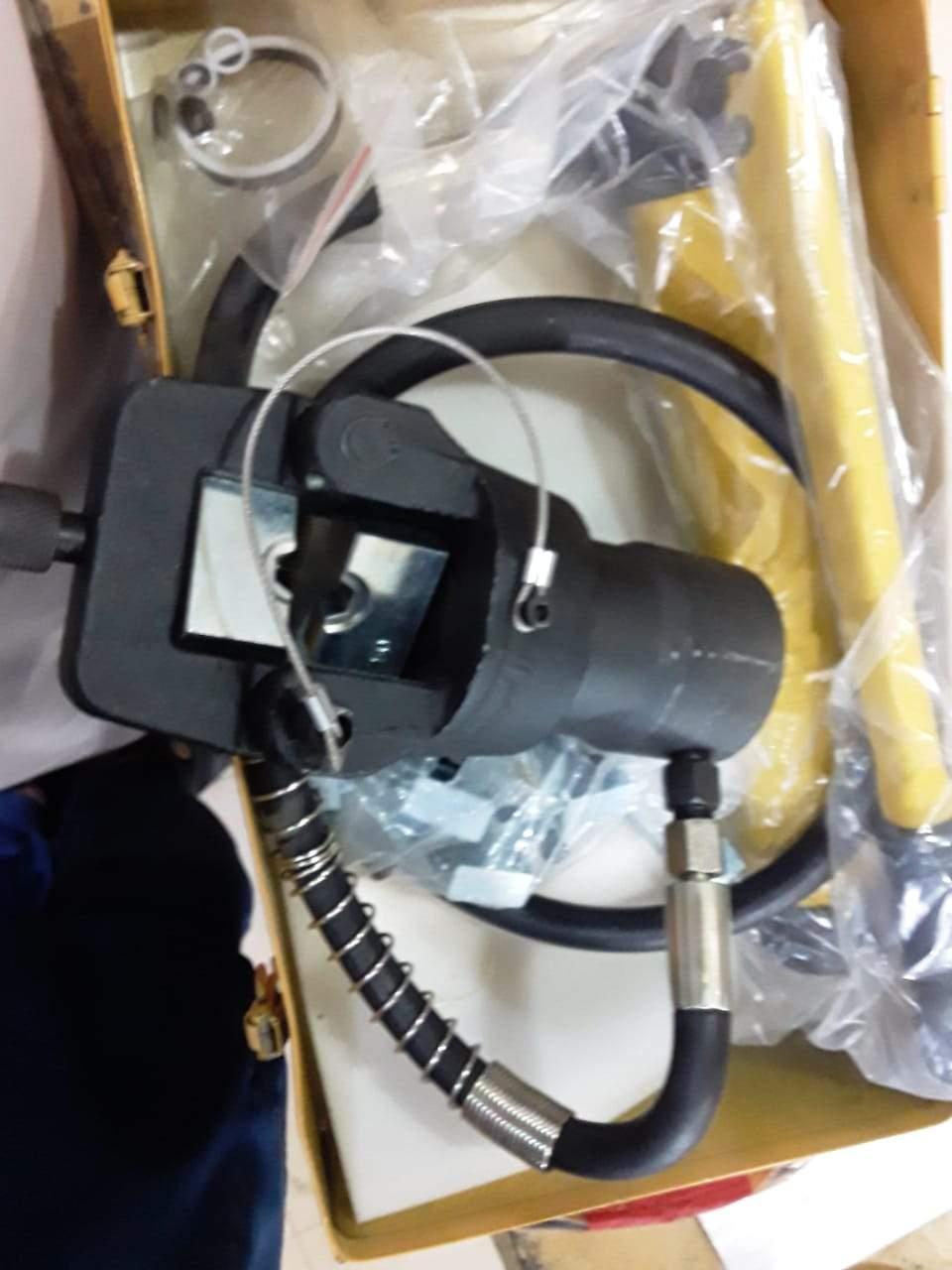 Smart Hydraulic Crimping Tool Hhy-400A in Pakistan thumbnail 4