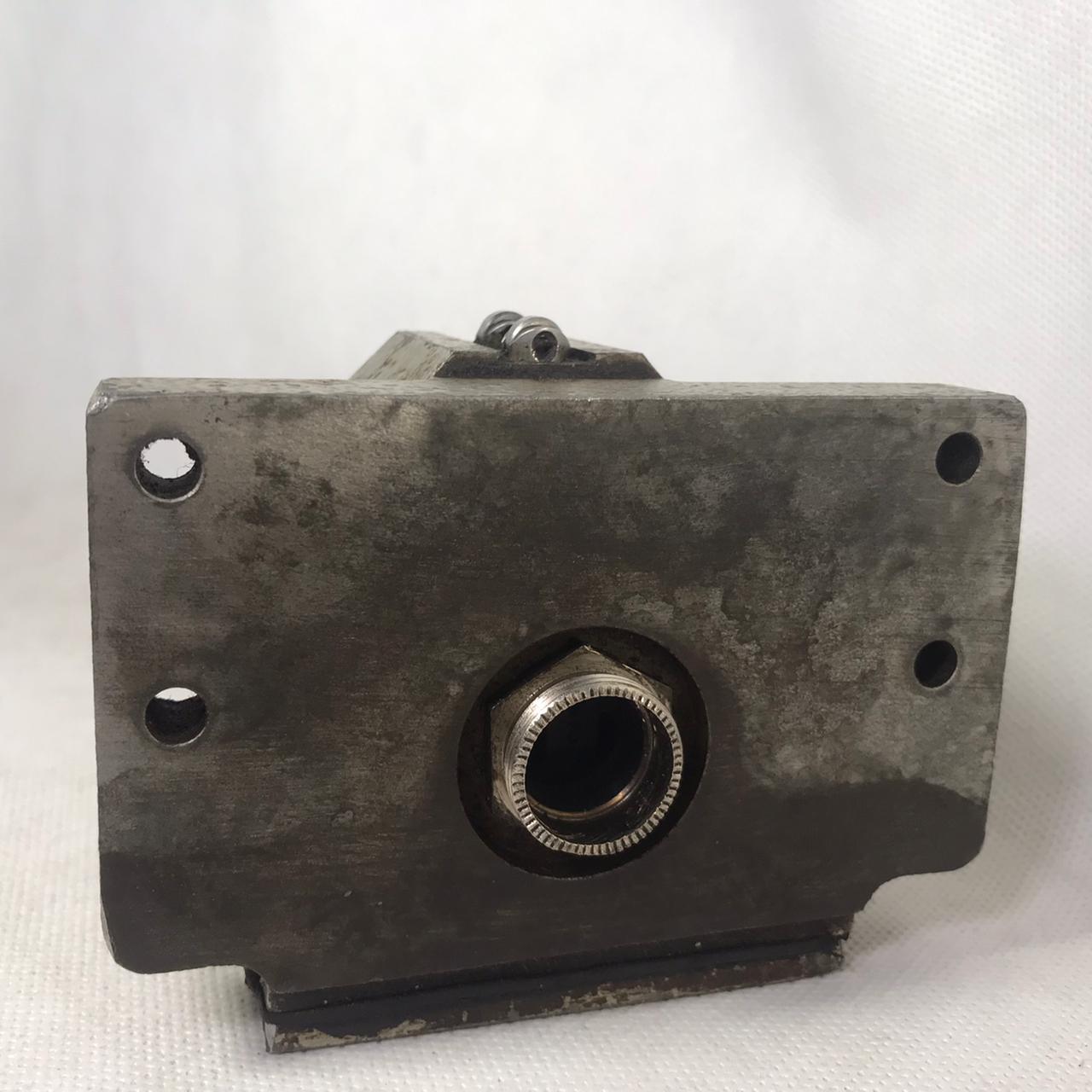 Balluff B70 SN 24501 Rotary Cam Switch,D-7303 Neuhausen  Lotted in Pakistan thumbnail 4