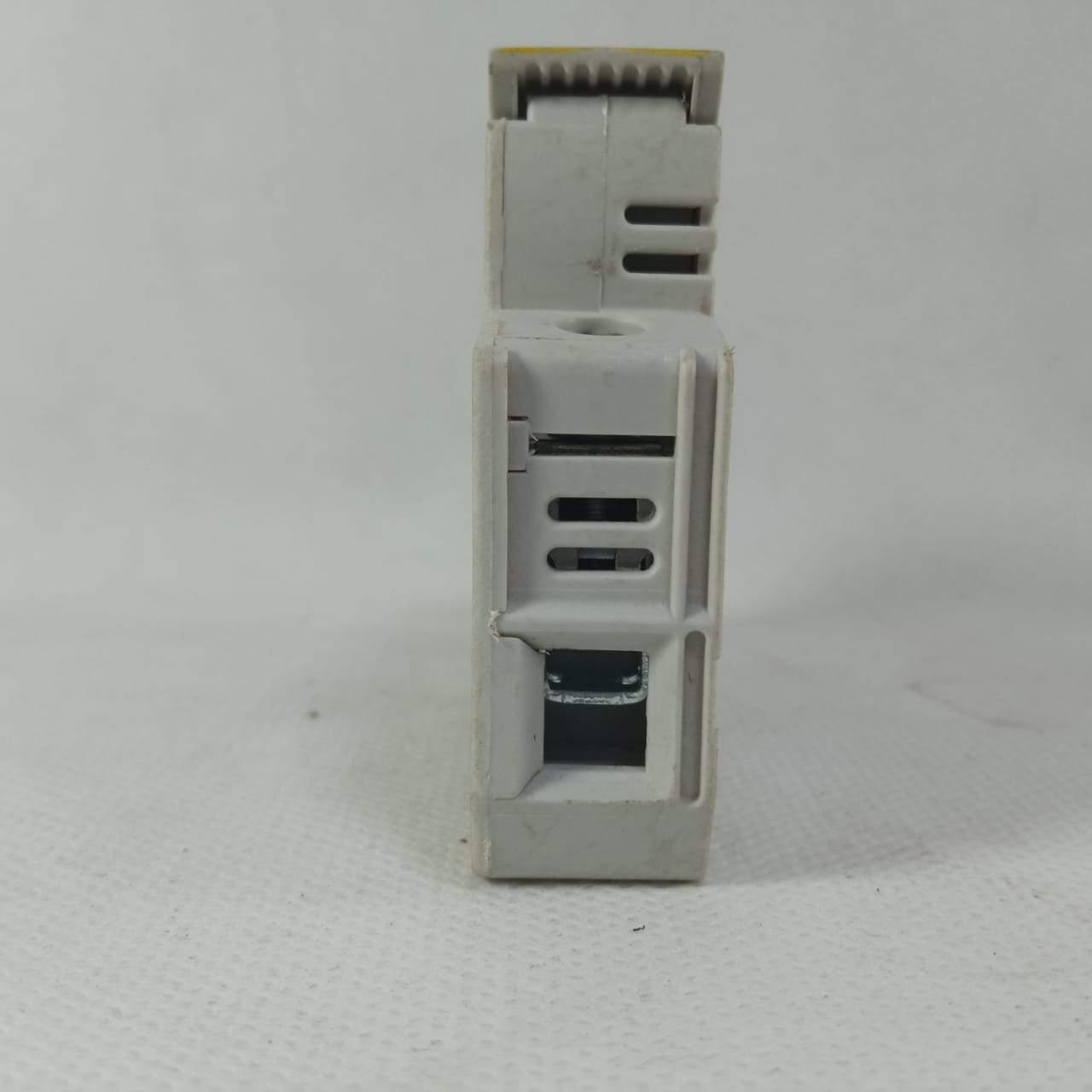 Bussmann CHPV 30A Fuse Holder In Pakistan thumbnail 6