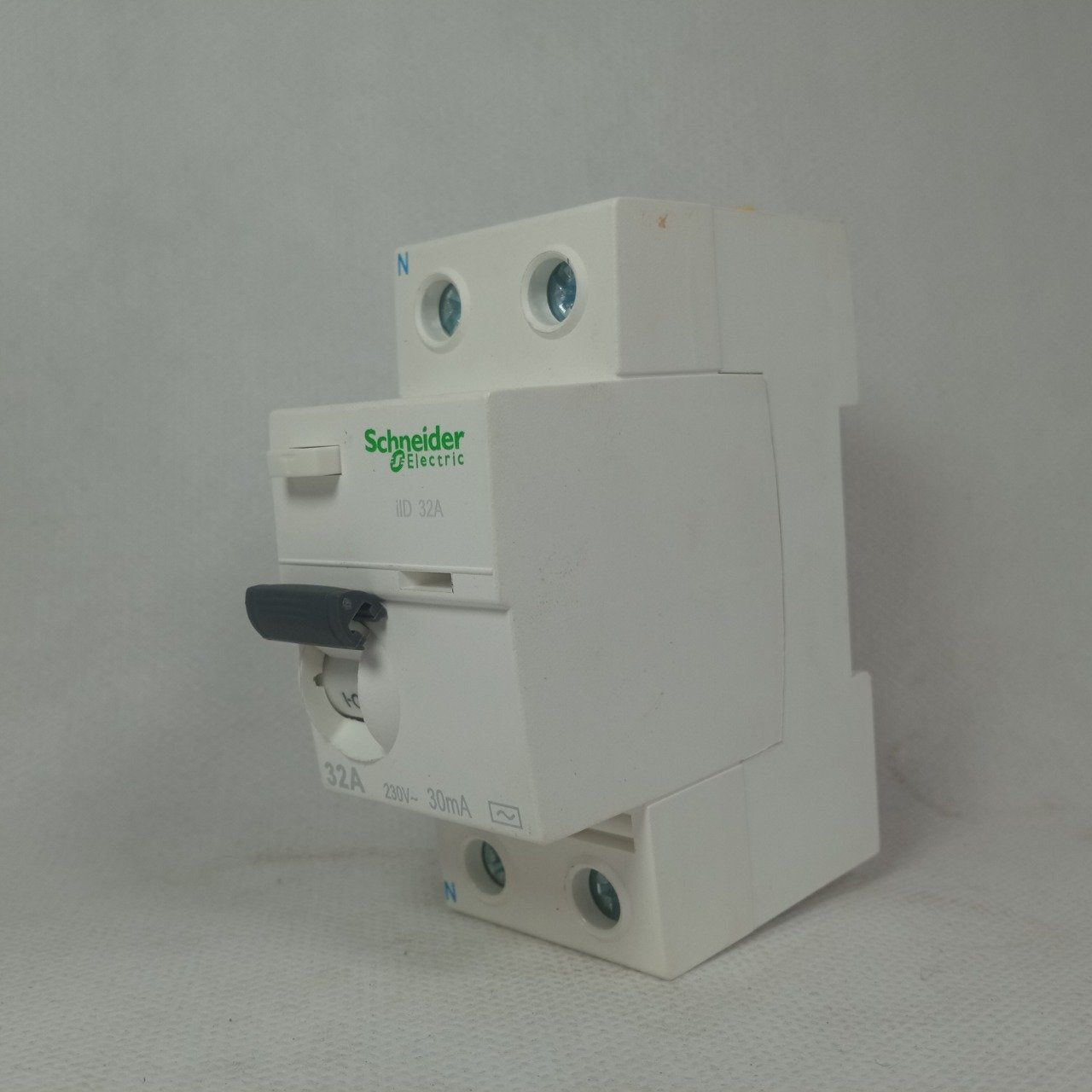 Schneider AC Circuit Breaker ELCB in Pakistan - 2 Pole / 63A thumbnail 3