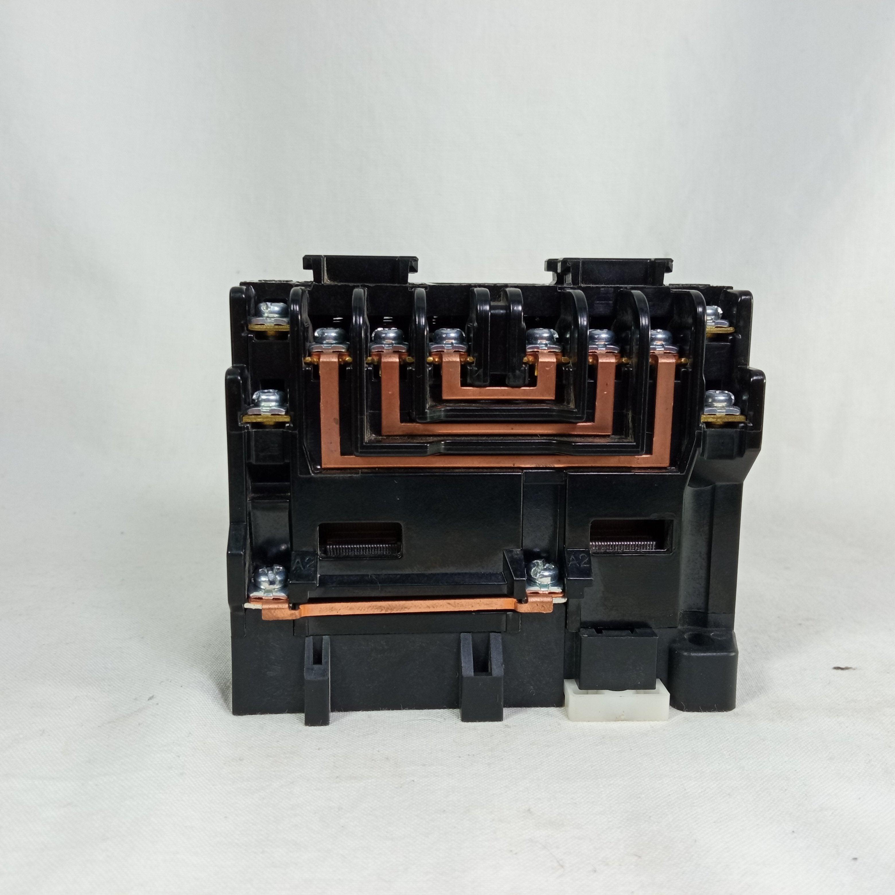 AC Magnetic Contactor DMH10 2a2b 220v interlock switch in Pakistan thumbnail 4