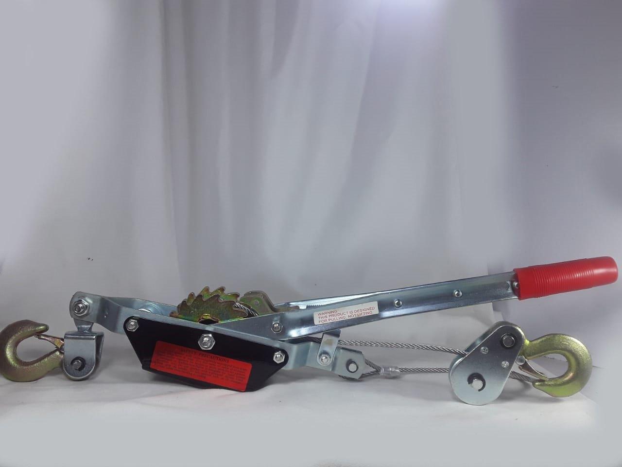 Heavy-Duty Rope Winch 2000 kg (2 Ton) Pulling Capacity in Pakistan