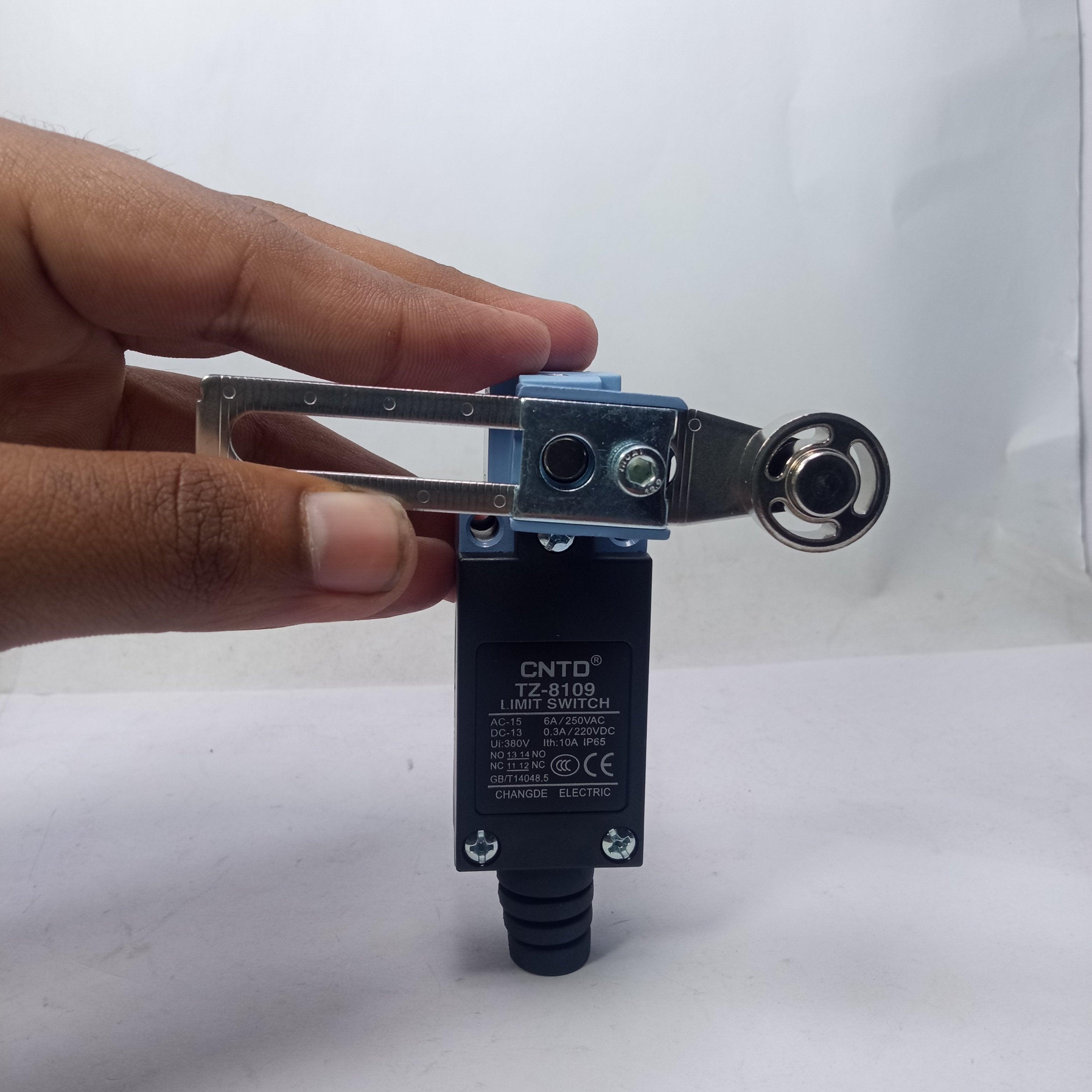 TZ 8109 Limit Switch Micro Switch (CNTD) in Pakistan