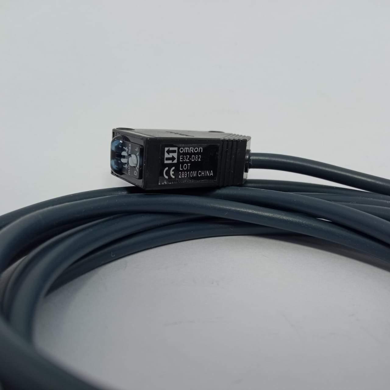 E3ZD82 Omron Automation sensor thumbnail 5