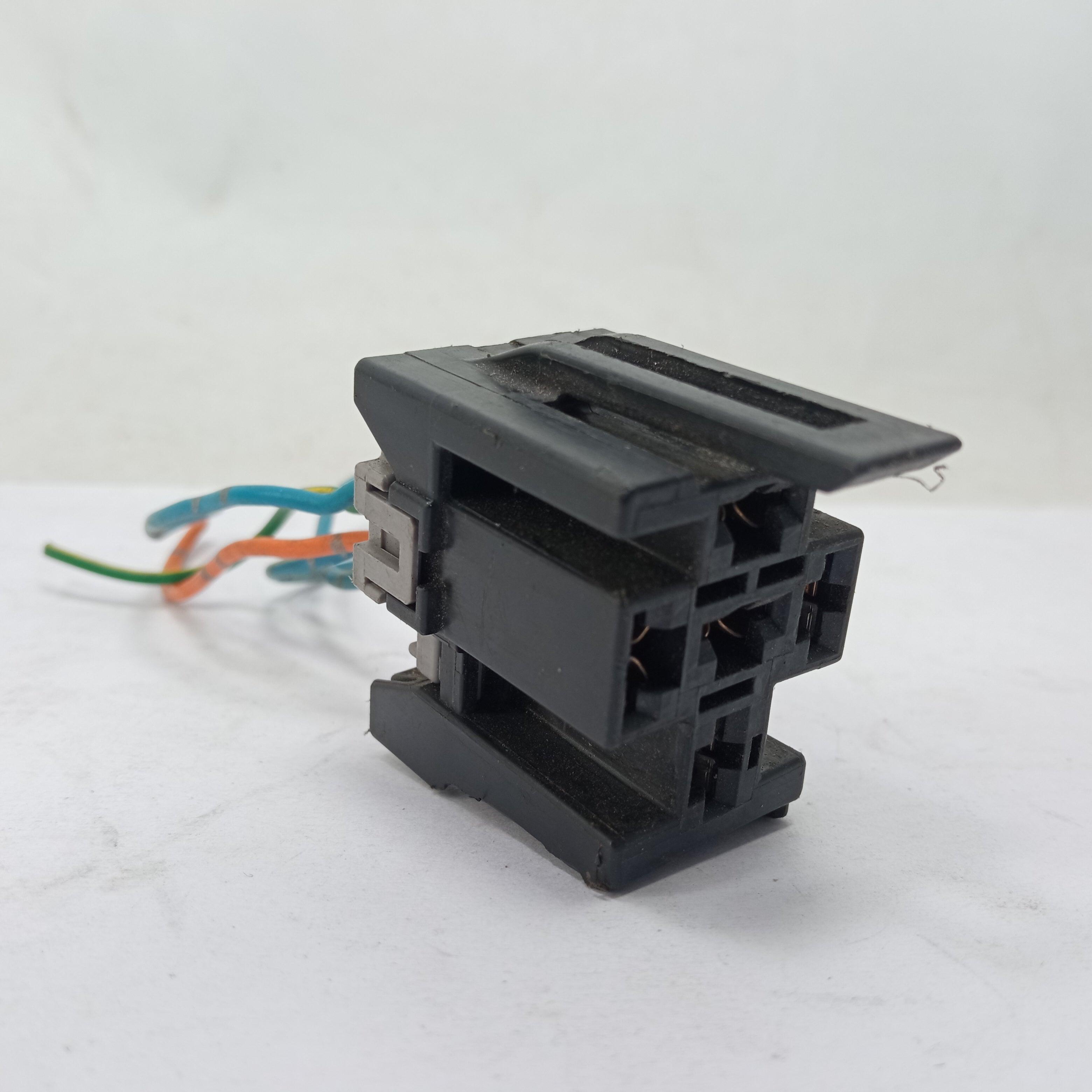 24V 80A 5 Pin Relay Base thumbnail 2