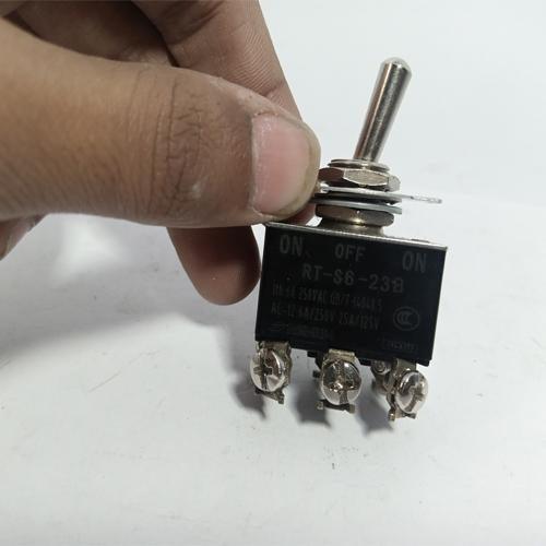 RT-S6 Toggle Switch in Pakistan - RT-S6-13B thumbnail 3