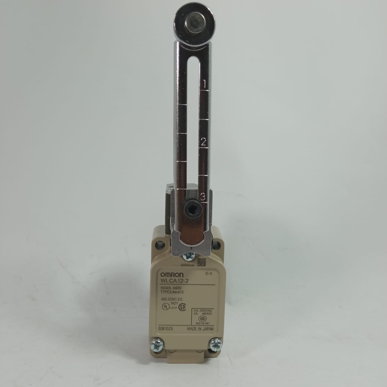 Omron WLCA12-2 Limit Switch for Industrial in Pakistan thumbnail 2