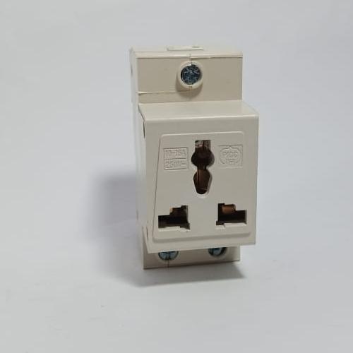 3 Pin Terminal Electric Modular Socket AC 250V 10-16A Single Pole
