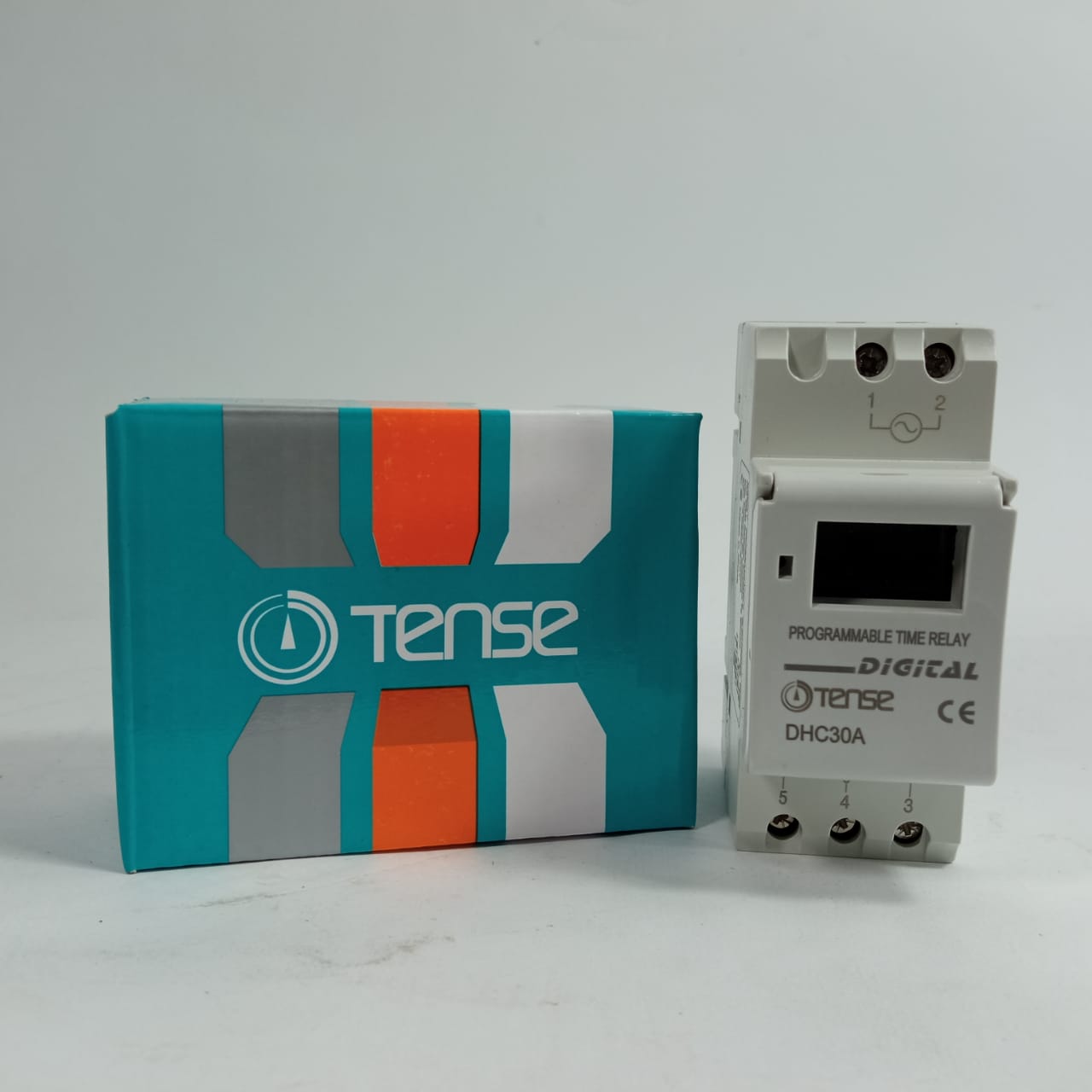 DHC30A Weekly Programmable Timer Tense in Pakistan